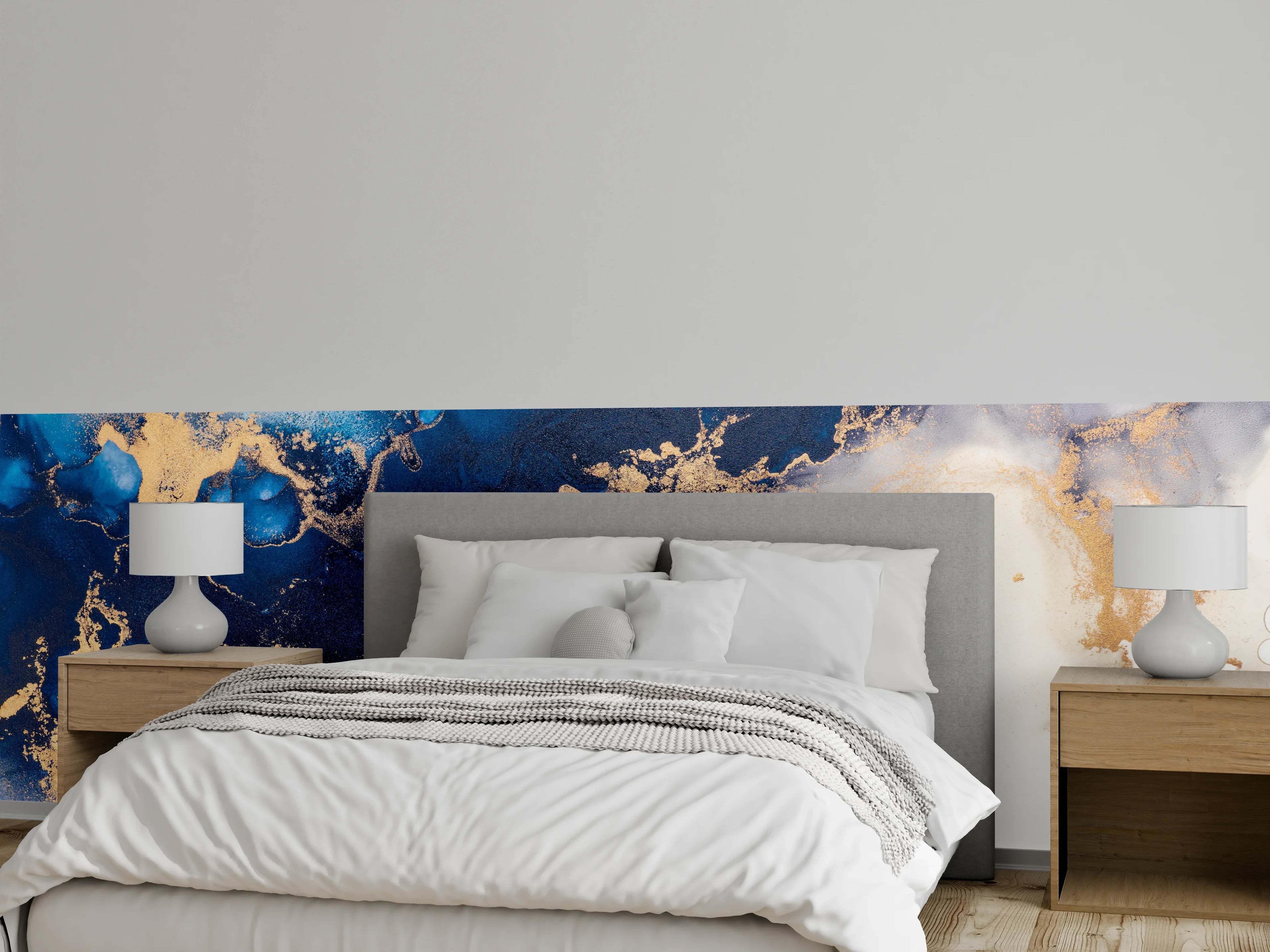 Wandverkleidung Schlafzimmer - Moderner Marmor-Look in Blau und Gold