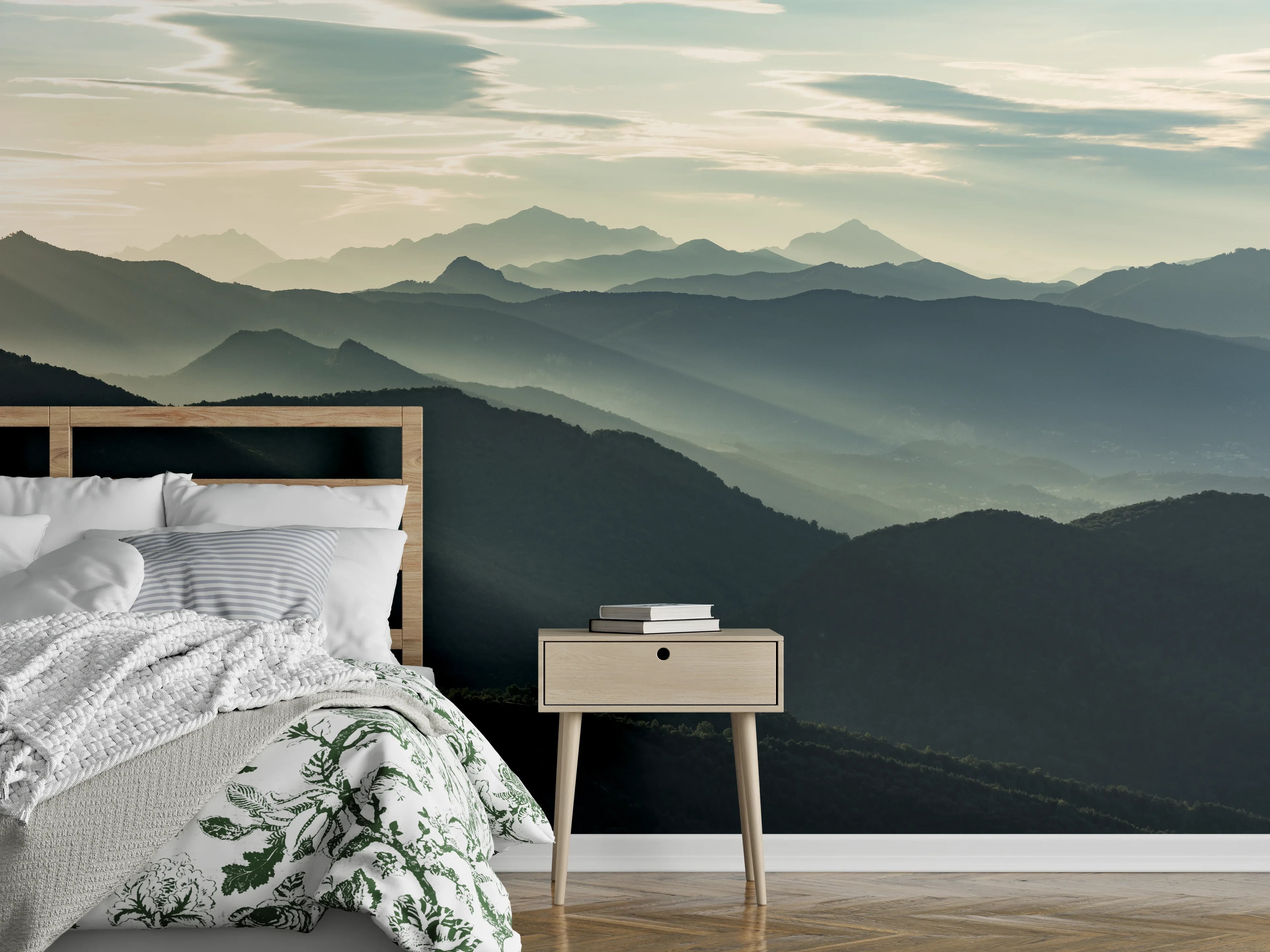 Wandverkleidung Schlafzimmer - Morgennebel über den Bergen Panorama