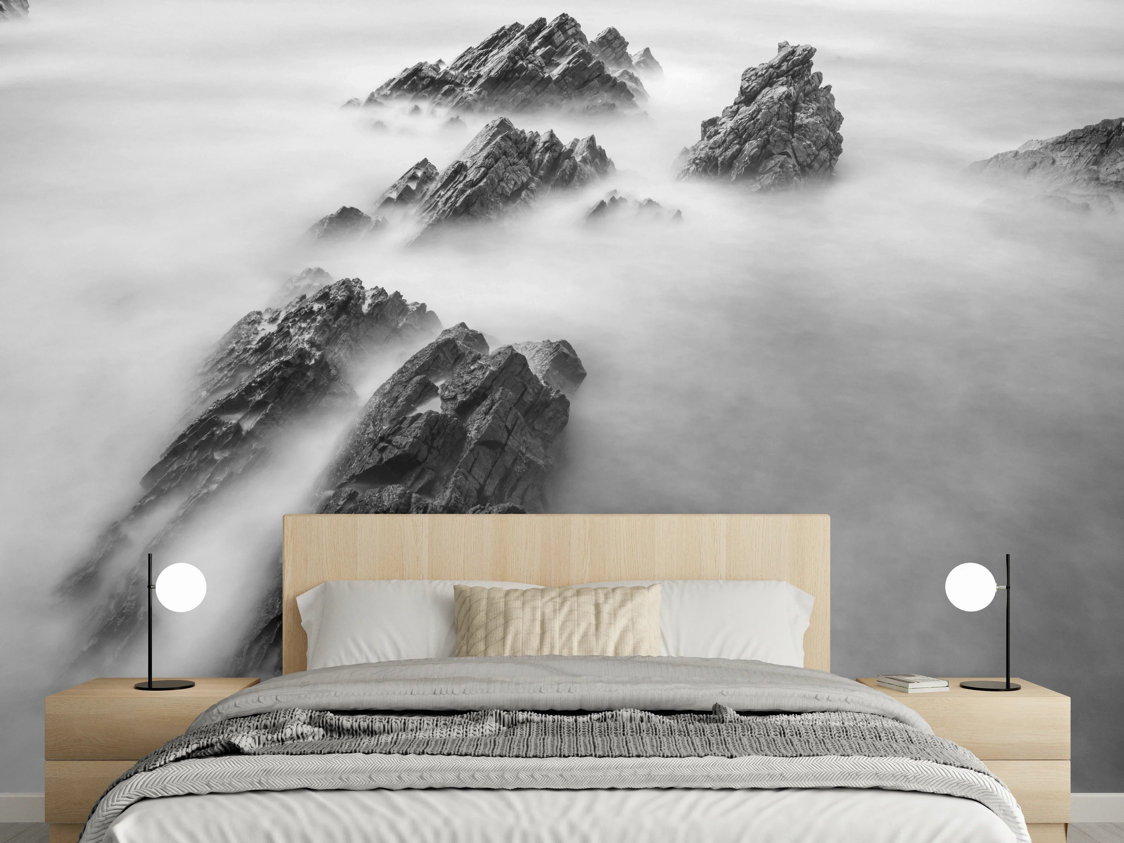 Wandverkleidung Schlafzimmer - Mystische Felsen im weißen Nebelmeer