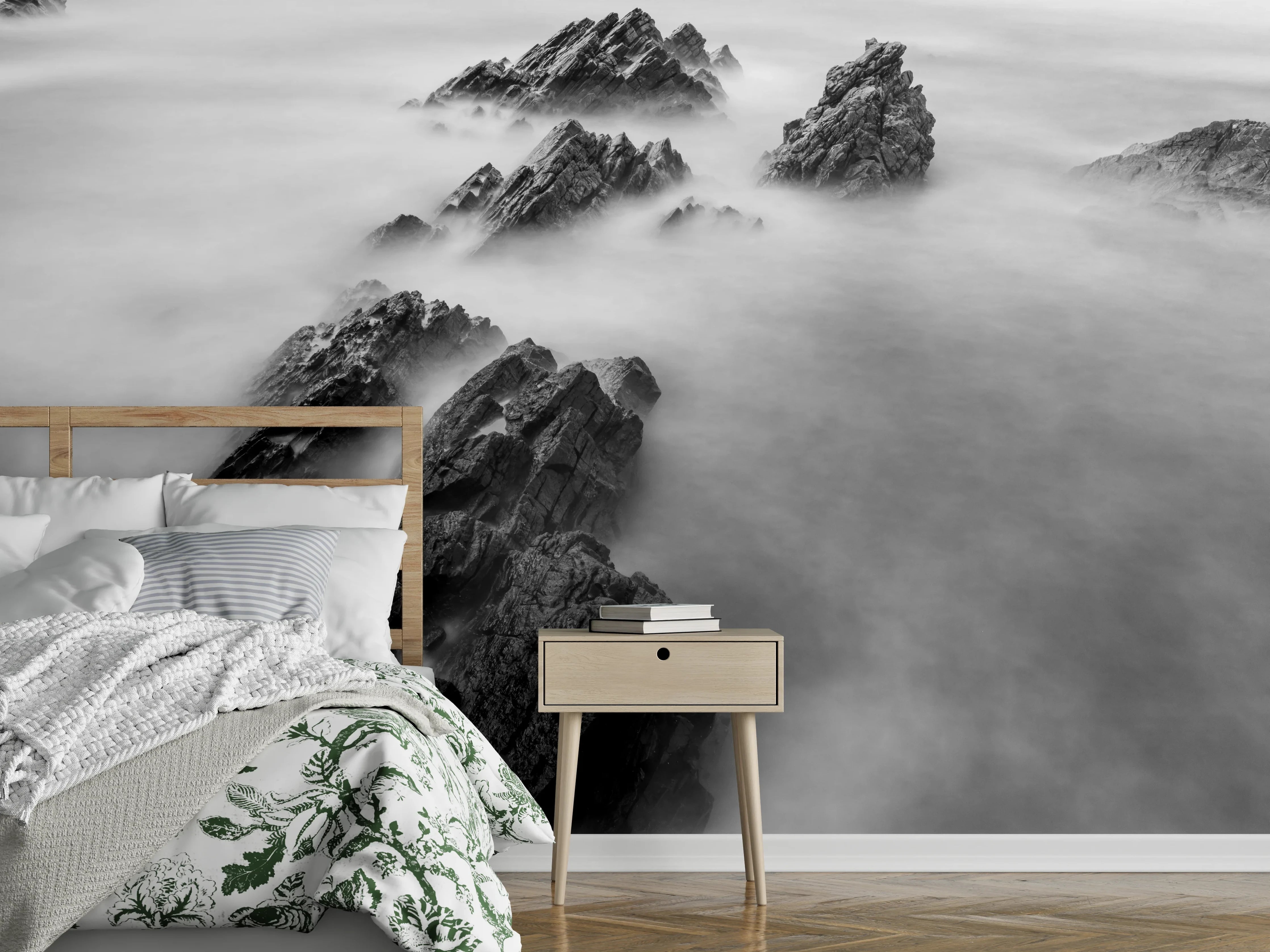 Wandverkleidung Schlafzimmer - Mystische Felsen im weißen Nebelmeer