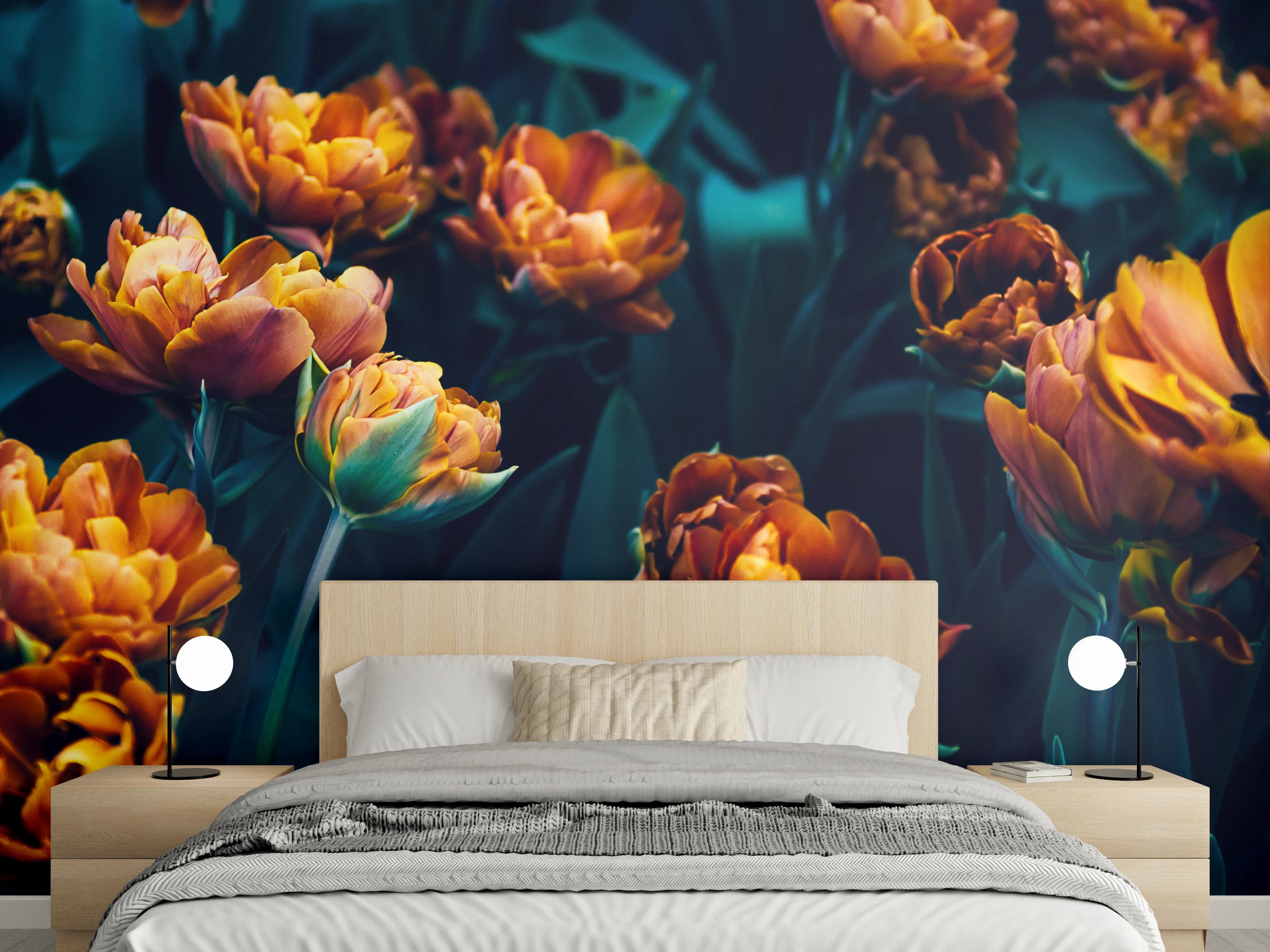 Wandverkleidung Schlafzimmer - Mystische orangefarbene Tulpen im Dunkel