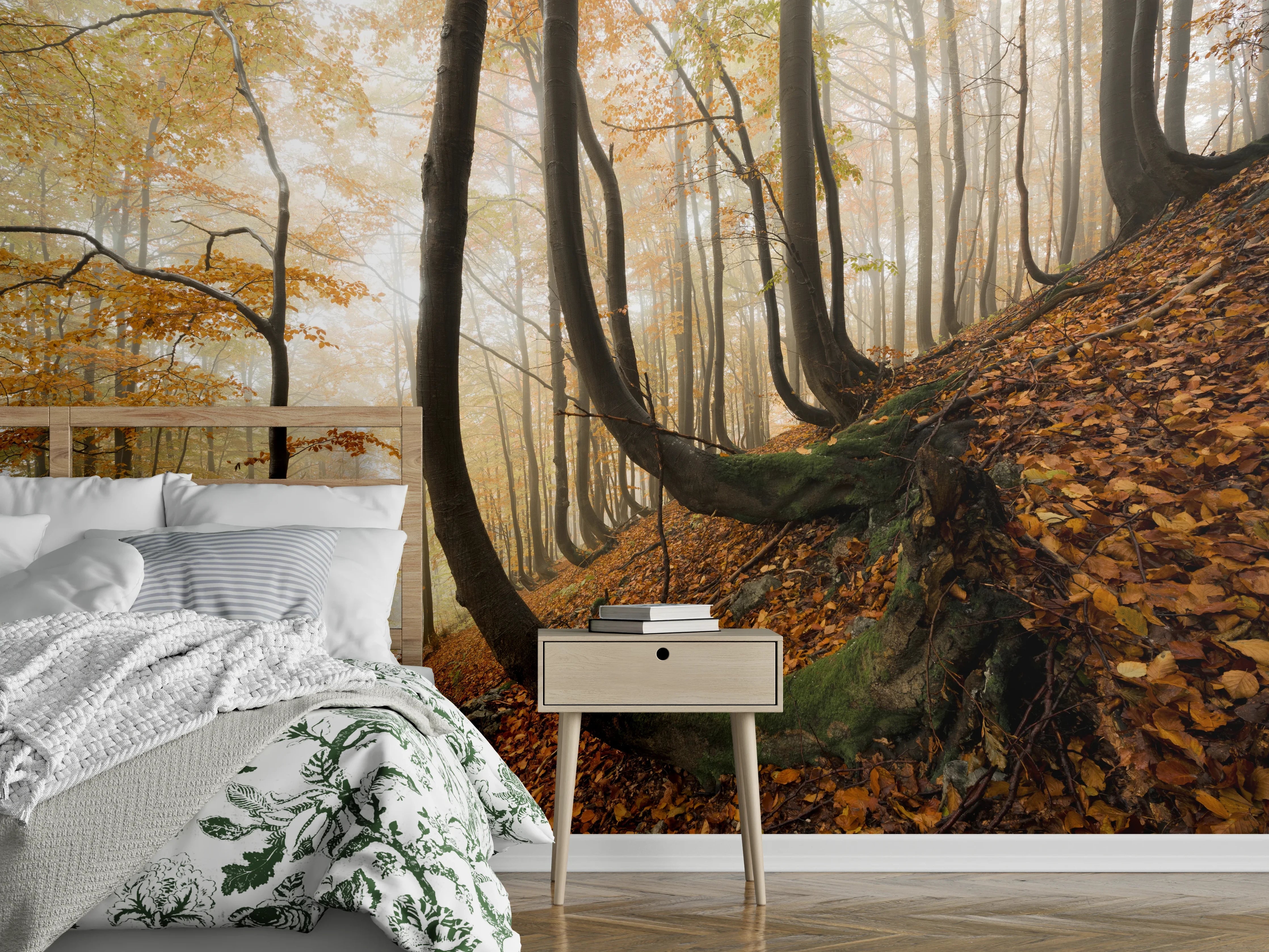 Wandverkleidung Schlafzimmer - Mystischer Wald im Herbstnebel