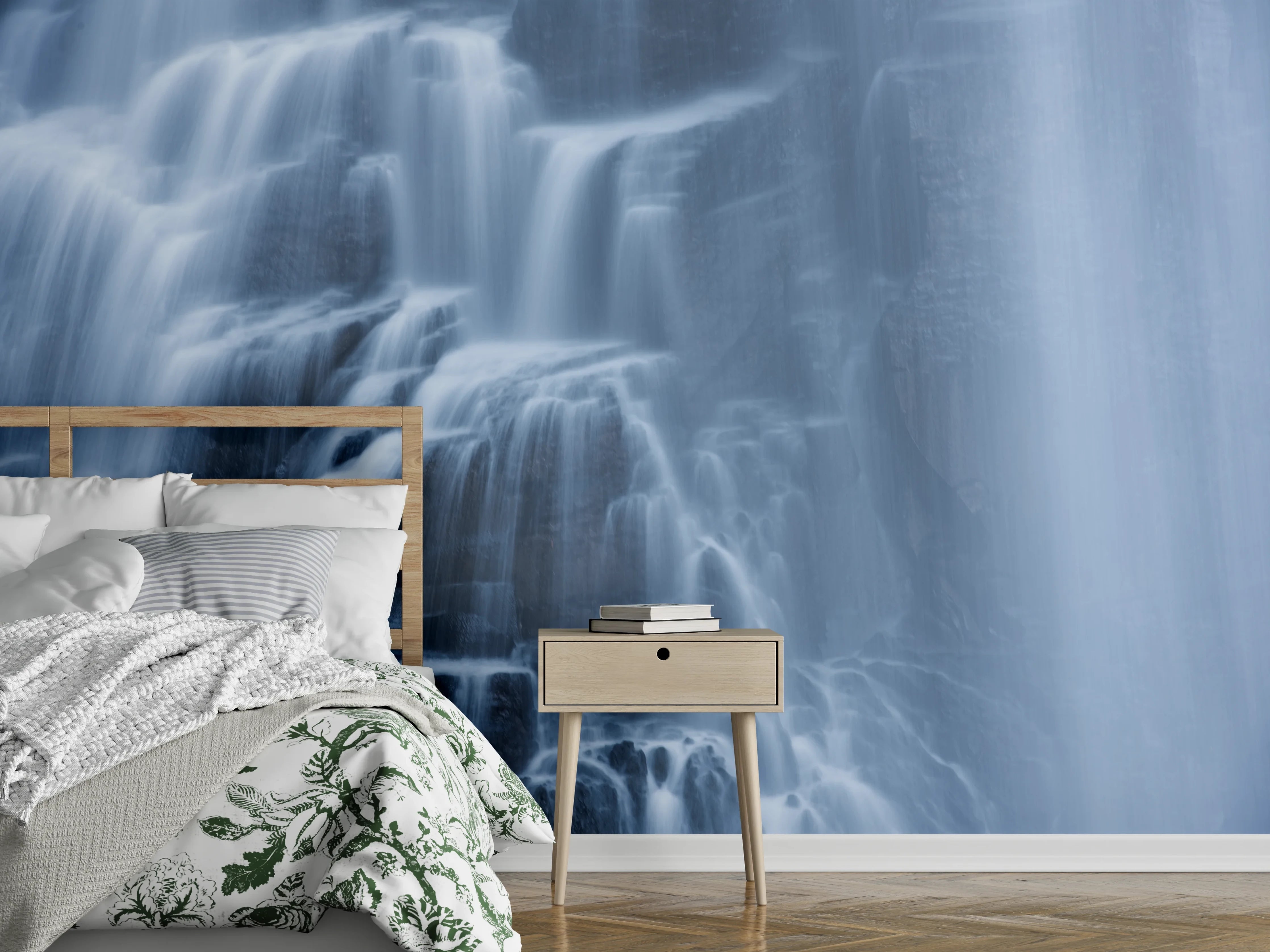 Wandverkleidung Schlafzimmer - Mystischer Wasserfall in Blau-Grau