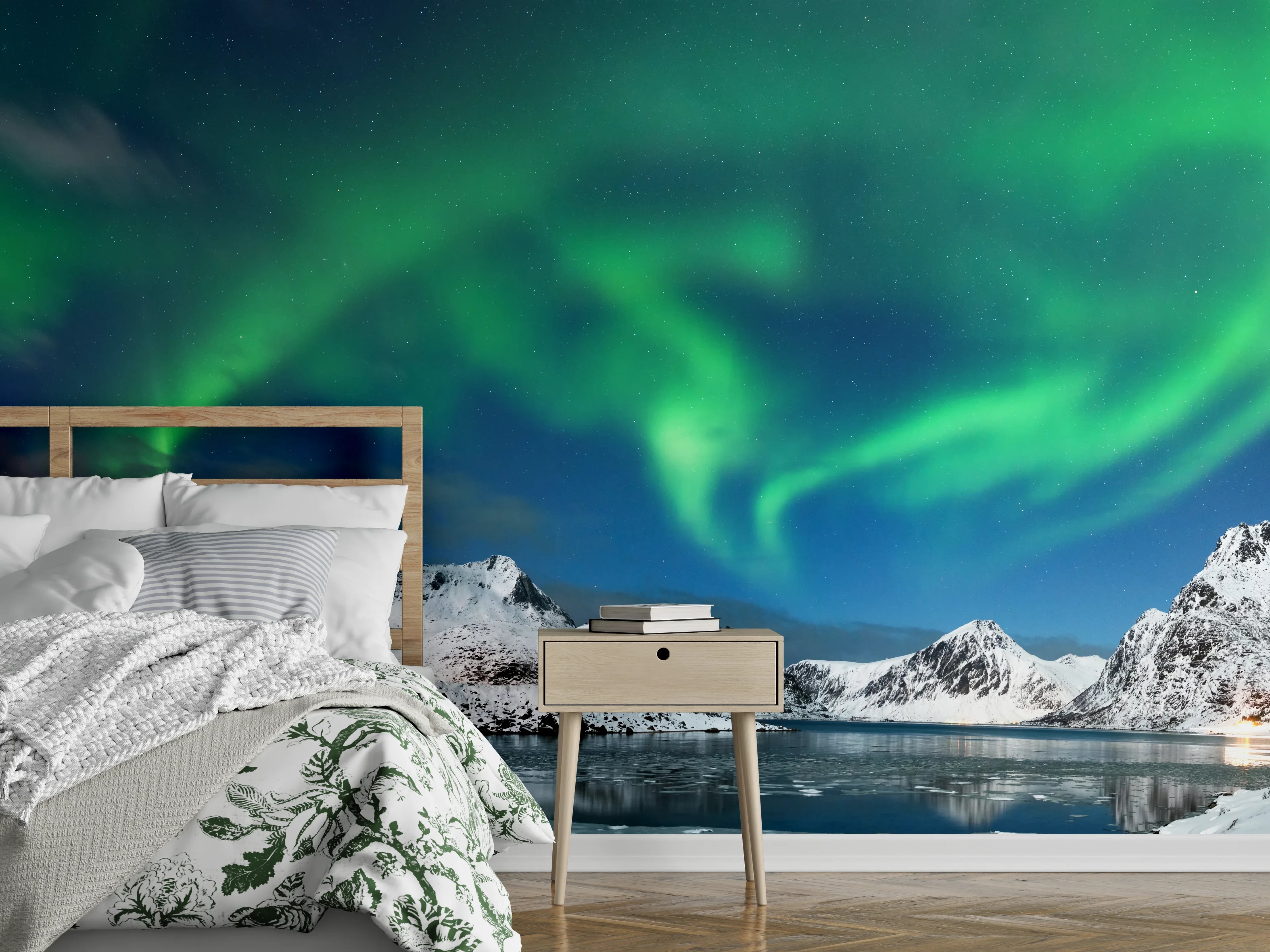 Wandverkleidung Schlafzimmer - Nordlicht über verschneitem Fjord