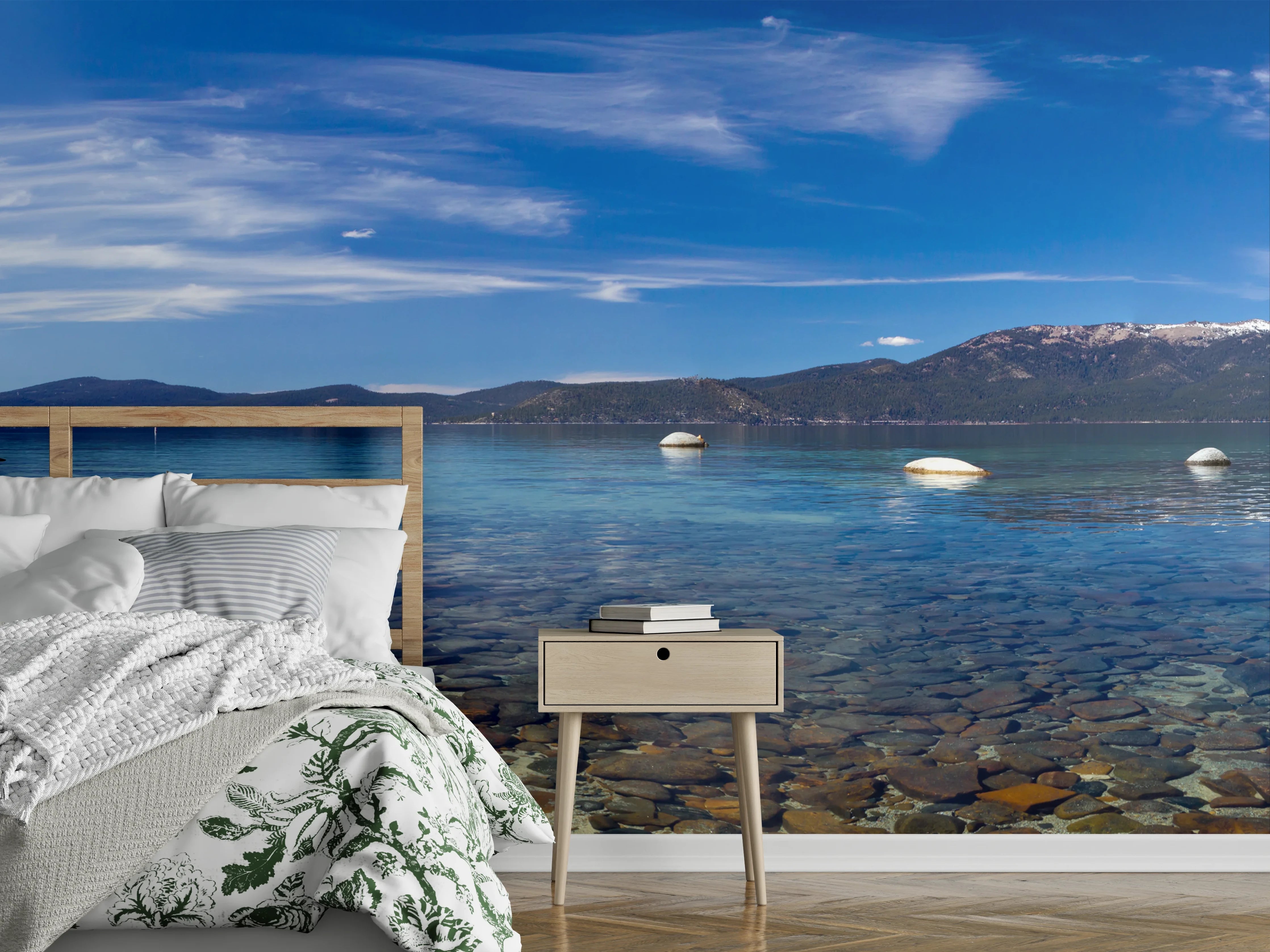 Wandverkleidung Schlafzimmer - Panorama See und Berge Naturidyll