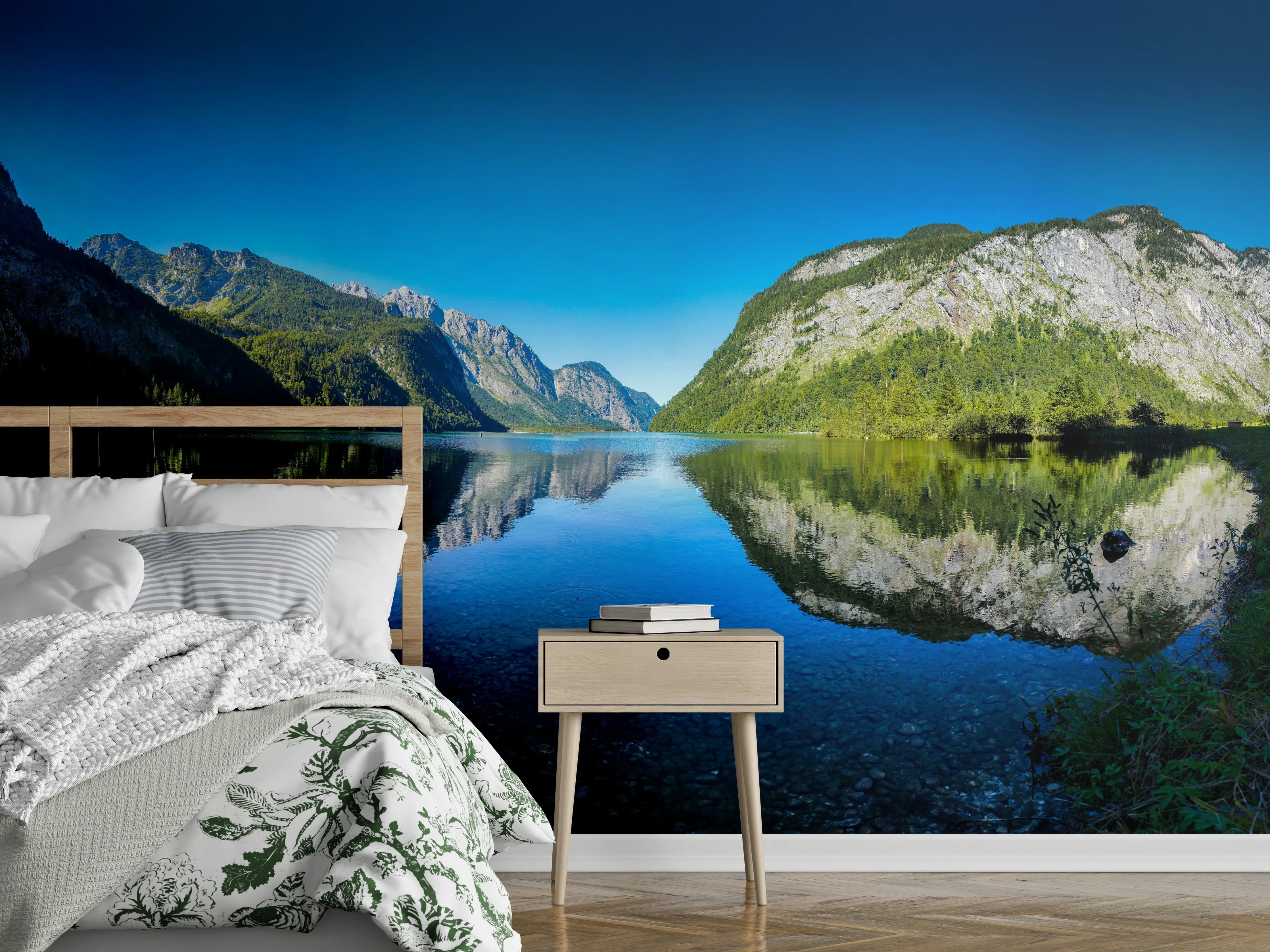 Wandverkleidung Schlafzimmer - Panoramablick Bergsee Naturidylle