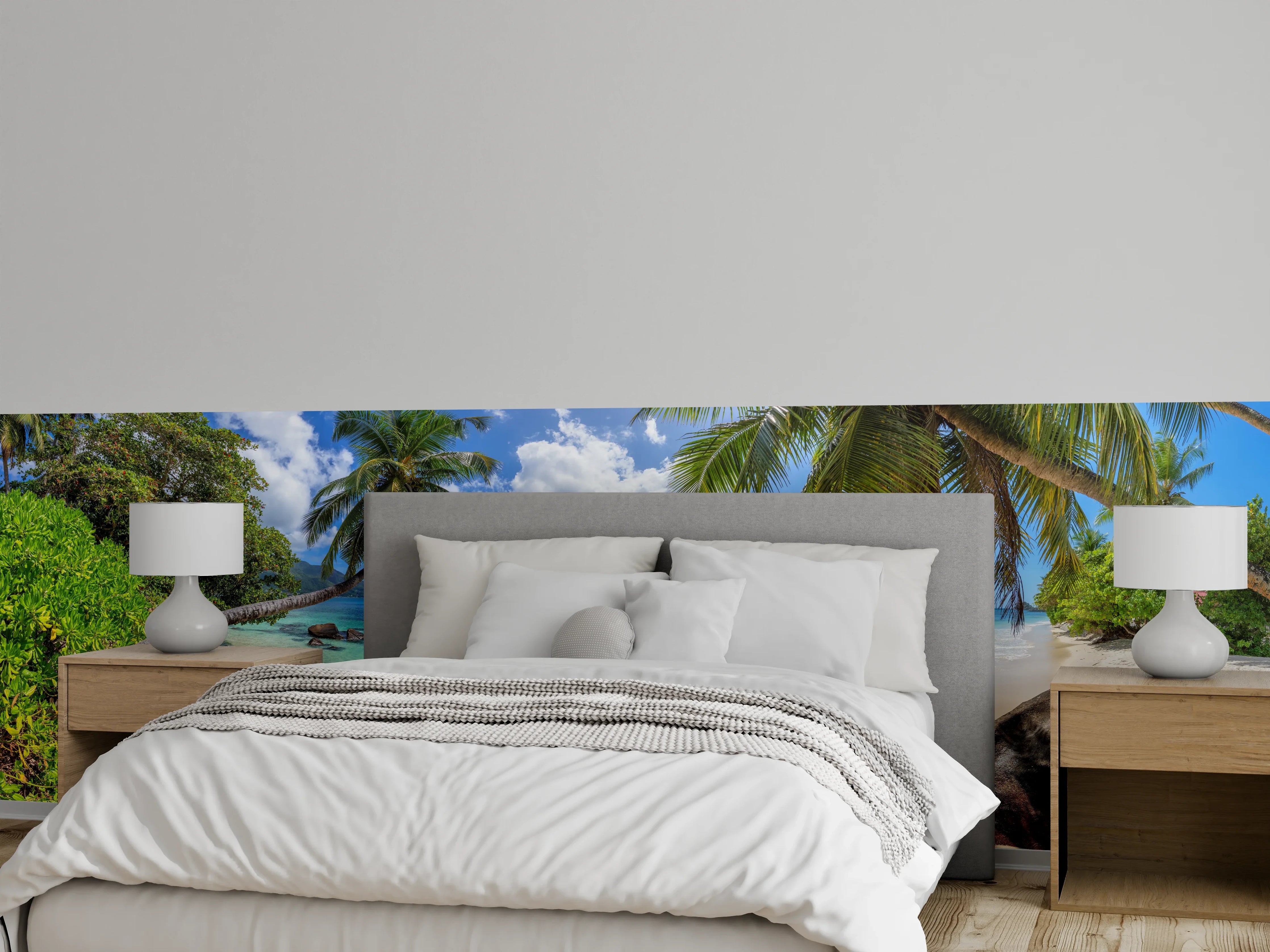 Wandverkleidung Schlafzimmer - Paradiesischer Palmenstrand mit türkisblauem Meer