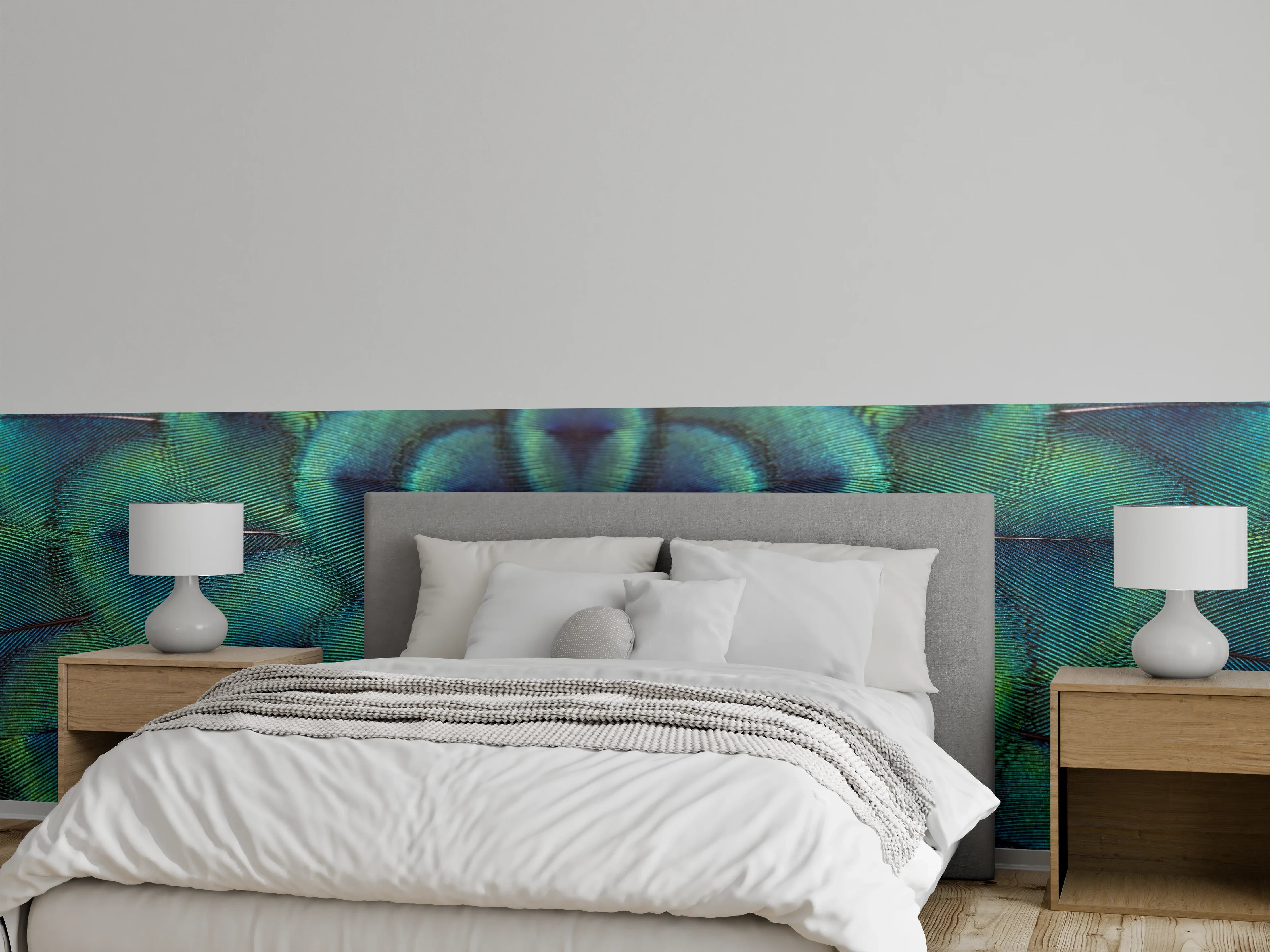 Wandverkleidung Schlafzimmer - Pfauenfedern - Nahaufnahme
