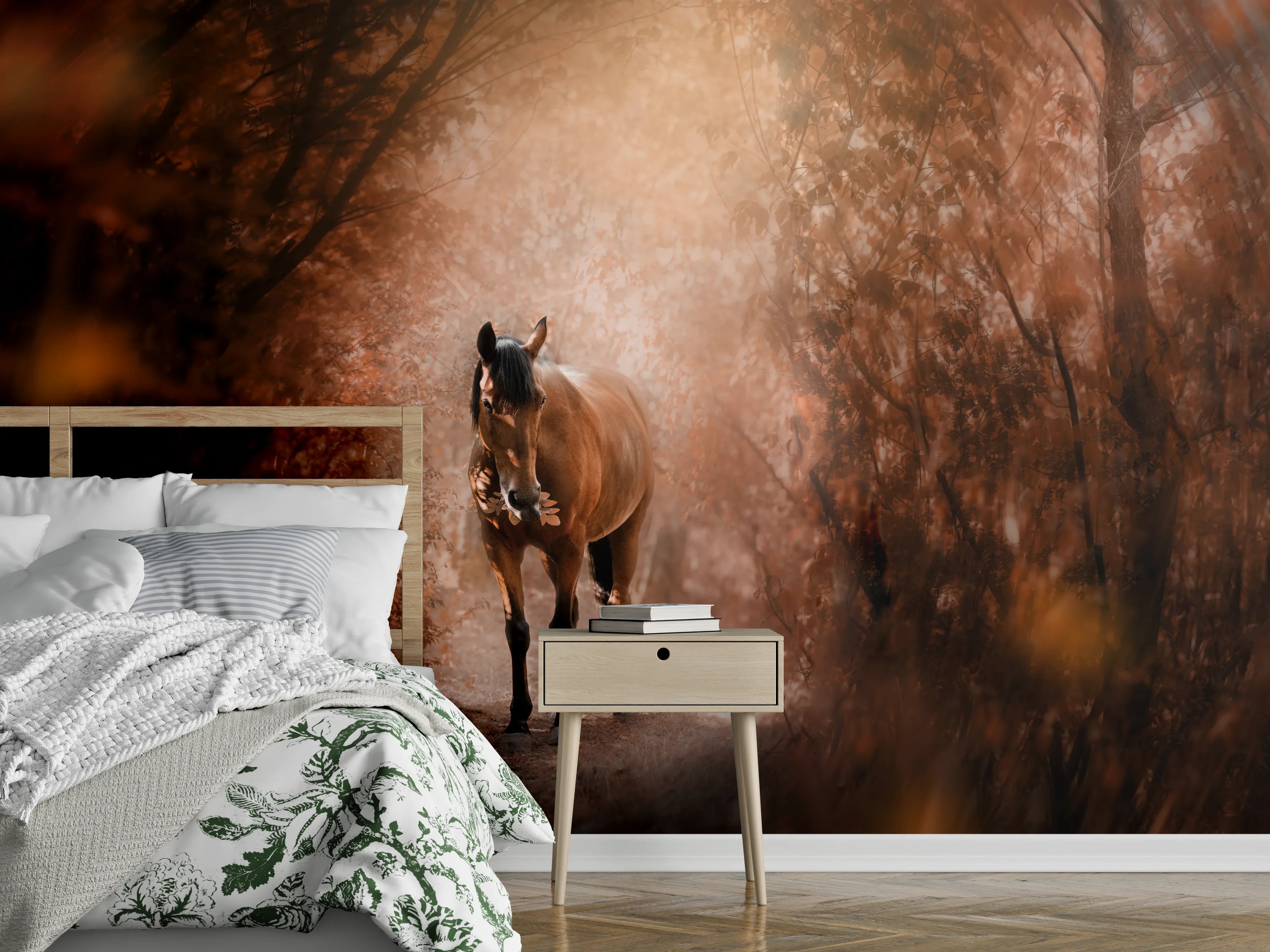 Wandverkleidung Schlafzimmer - Pferd stehend im Wald