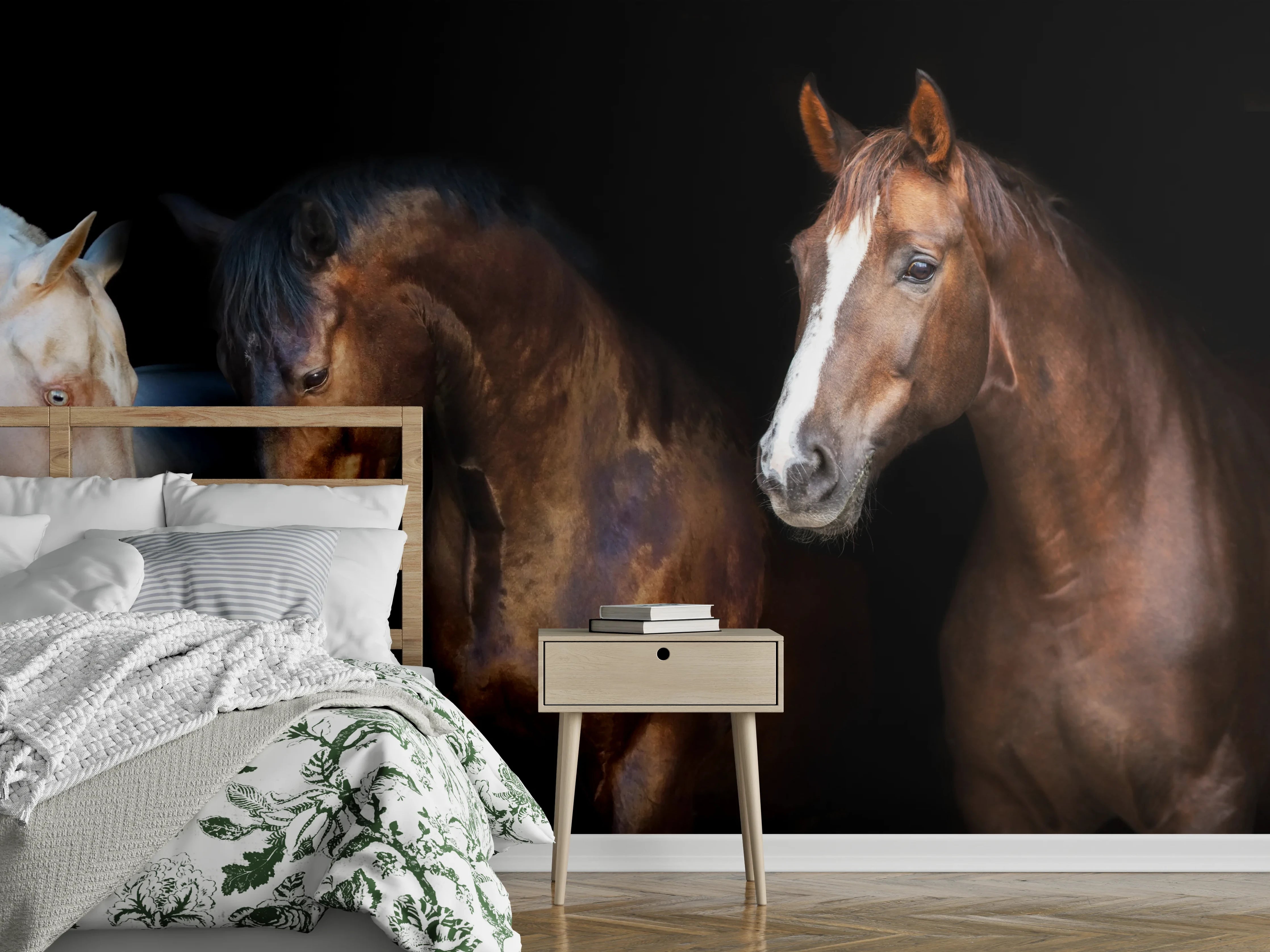 Wandverkleidung Schlafzimmer - Pferdegruppe auf Schwarz