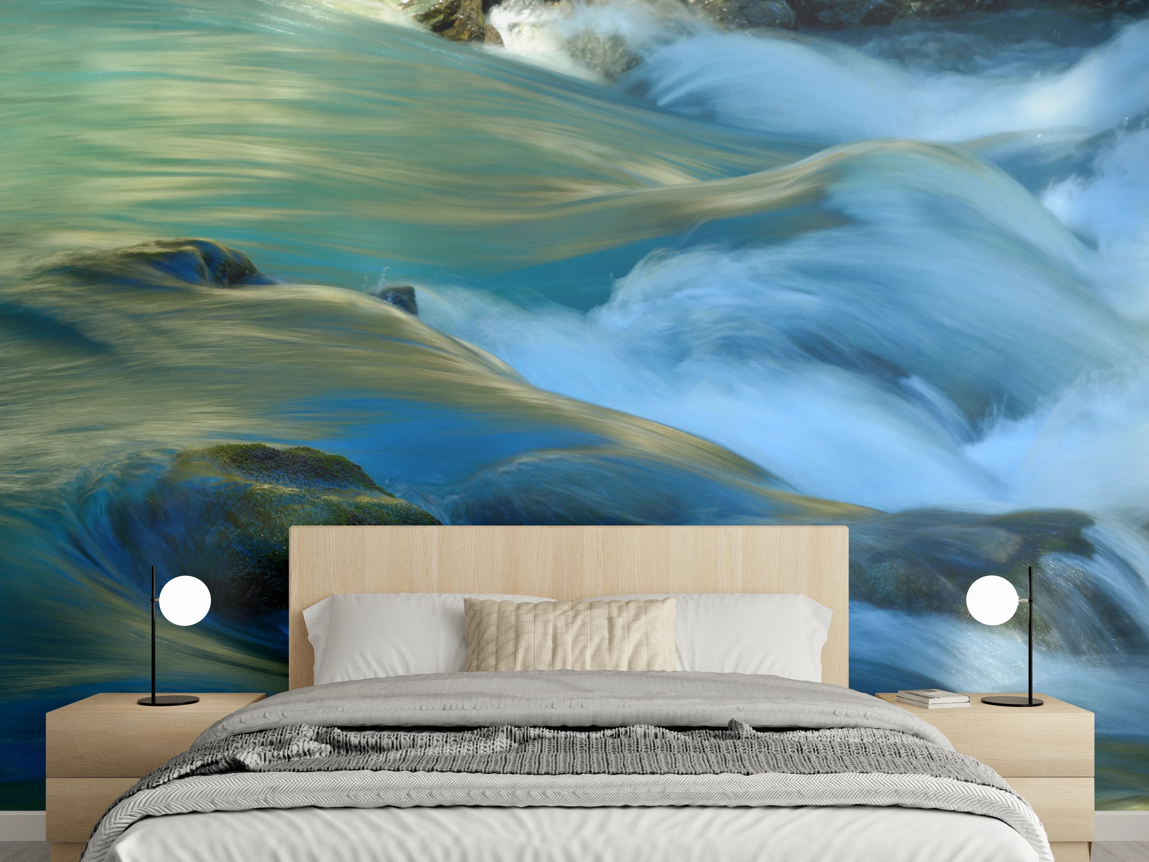 Wandverkleidung Schlafzimmer - Sanfter Gebirgsbach im Sonnenlicht