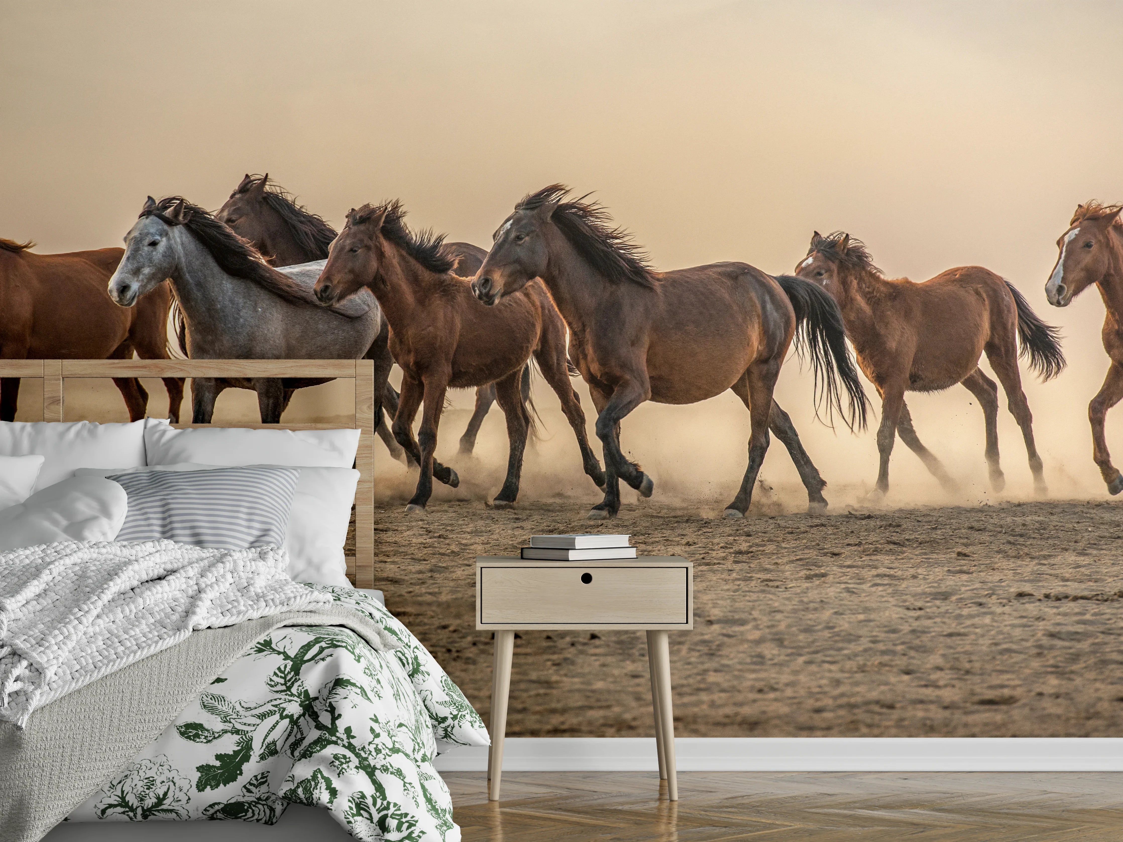 Wandverkleidung Schlafzimmer - Schöne galoppierende Pferdeherde
