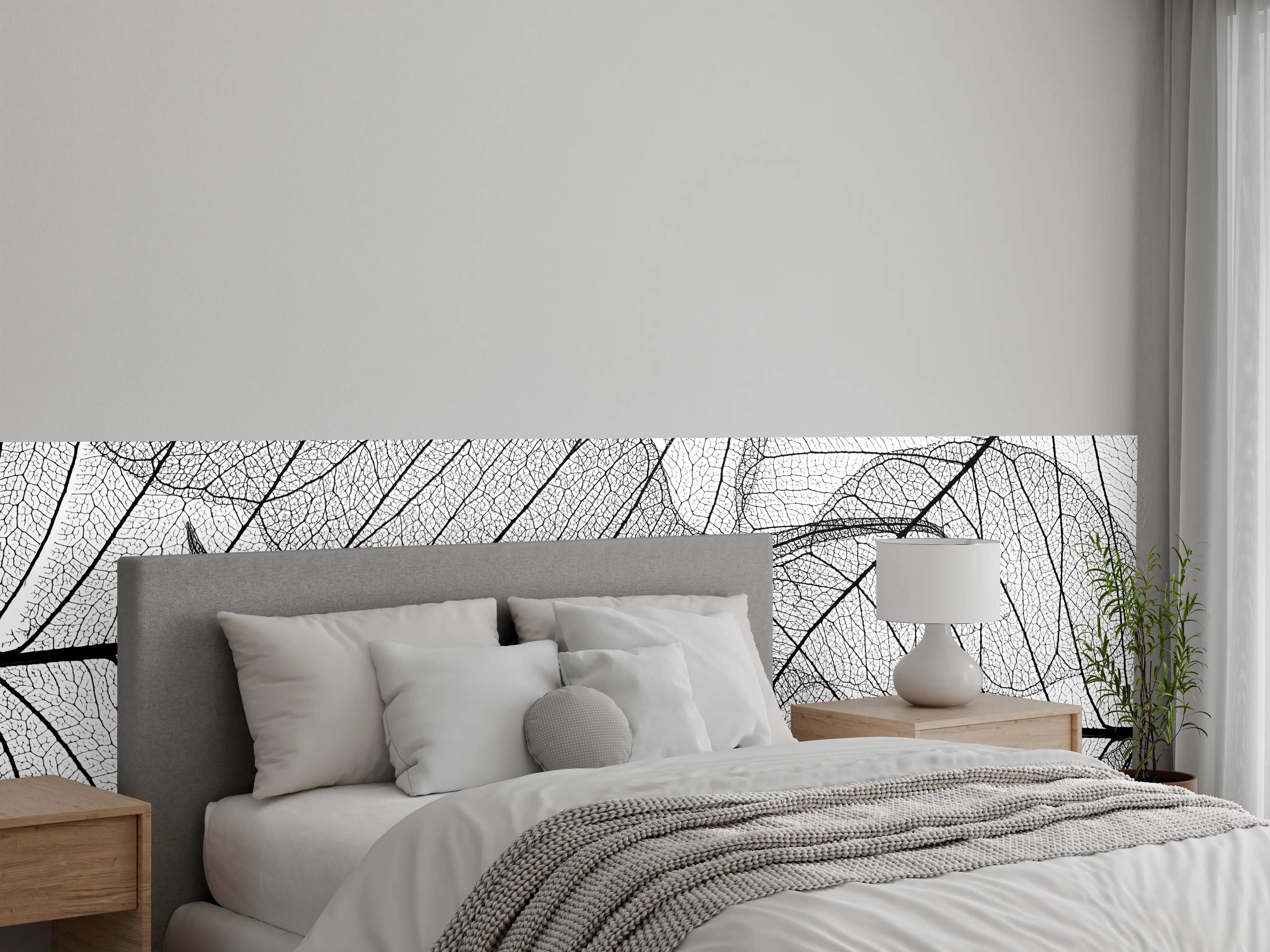 Wandverkleidung Schlafzimmer - Schwarz-weiße filigrane Blättermuster Tapete
