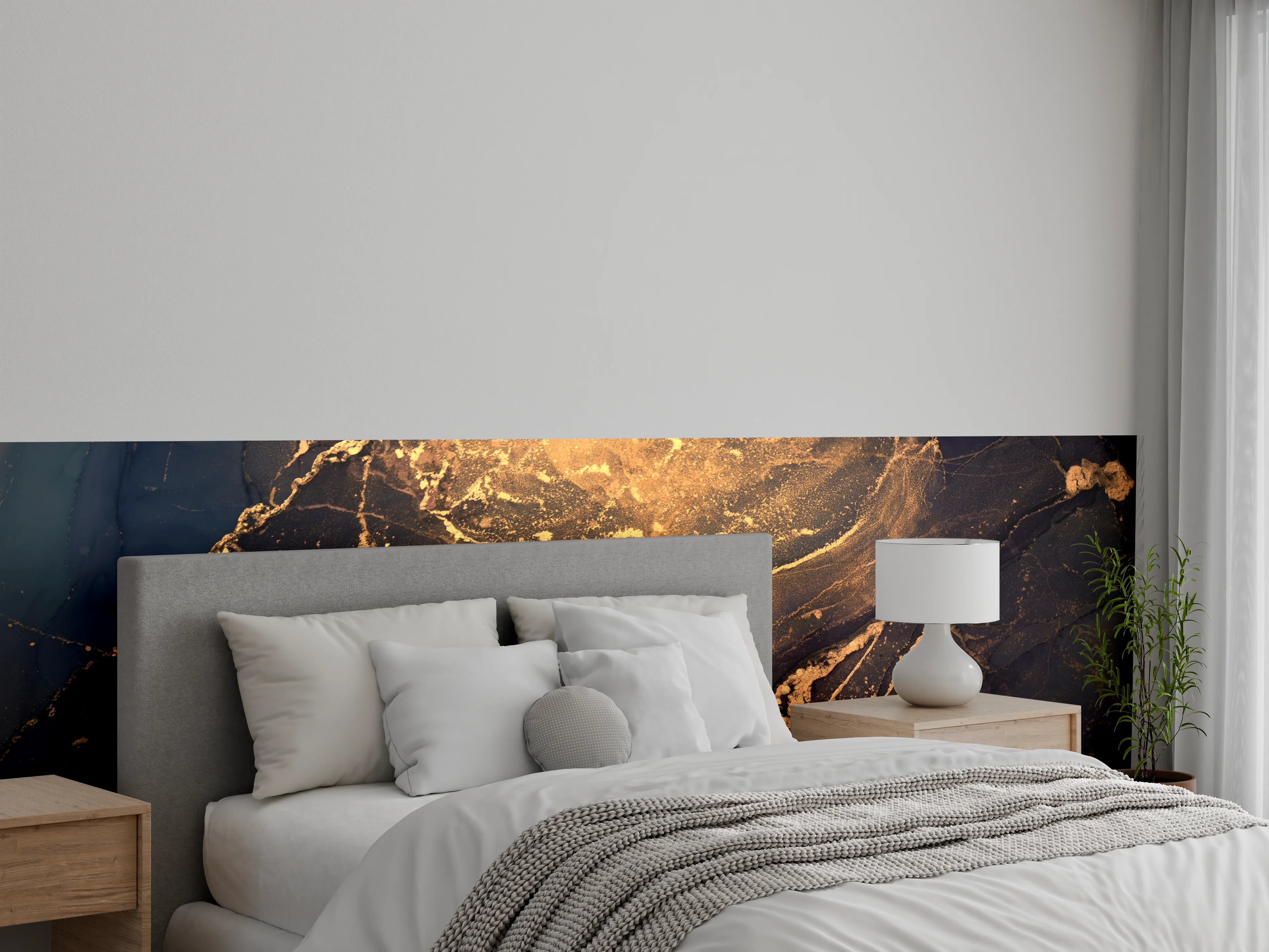 Wandverkleidung Schlafzimmer - Silberglanz auf grauem Stein