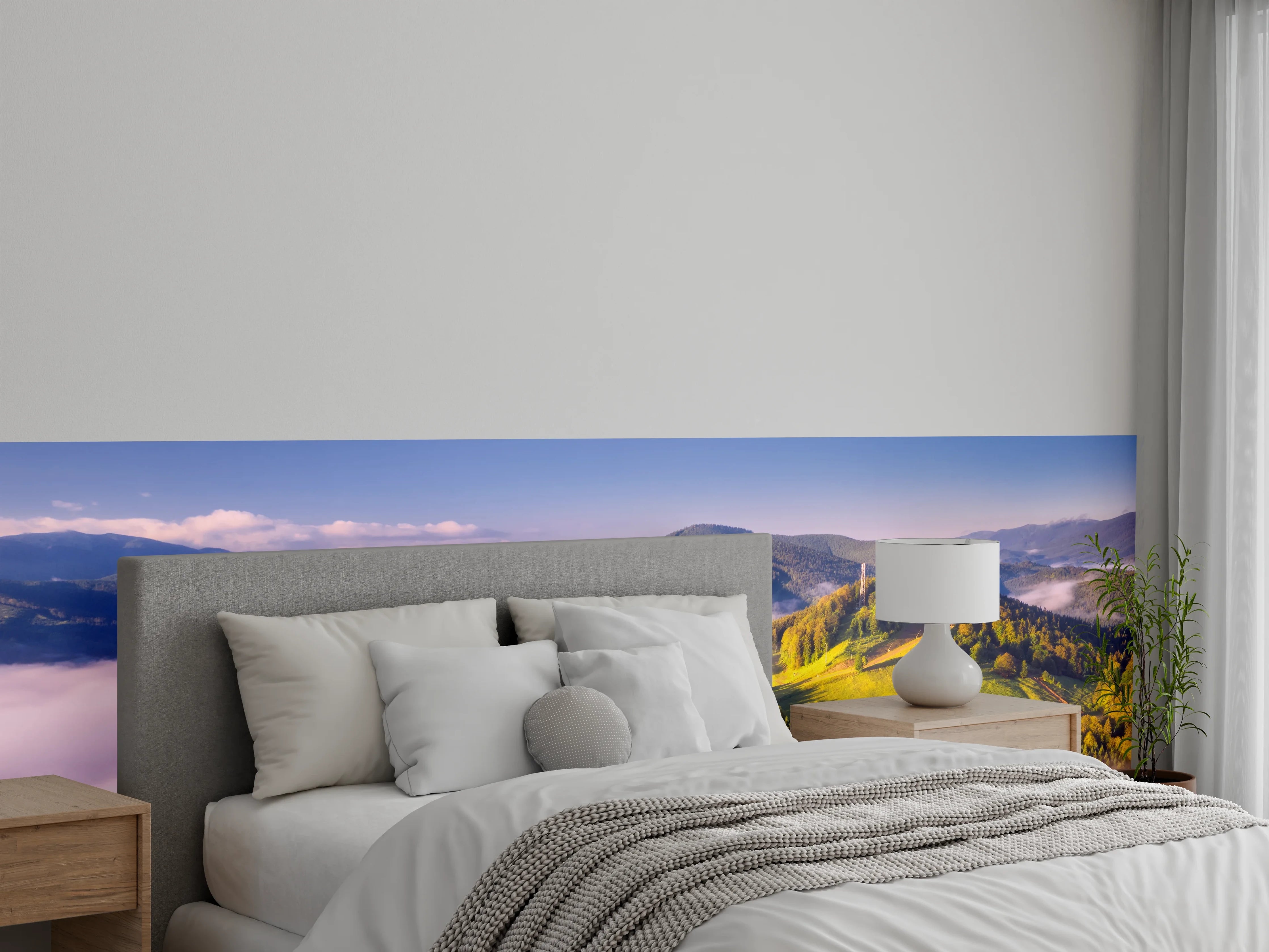 Wandverkleidung Schlafzimmer - Silbergraue Gipfel im Morgendunst