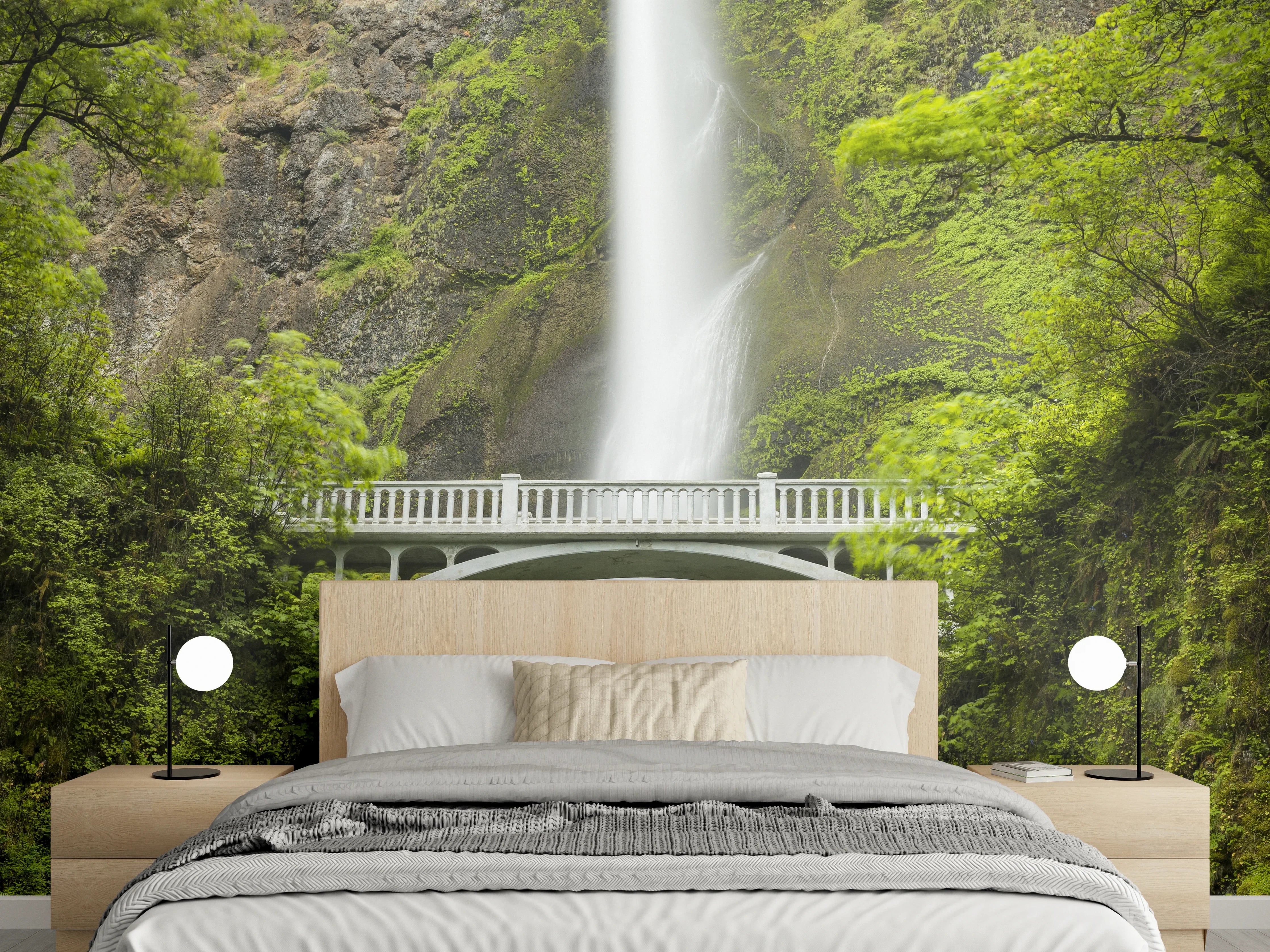 Wandverkleidung Schlafzimmer - Silbergraue Wasserpracht am Brückenbogen