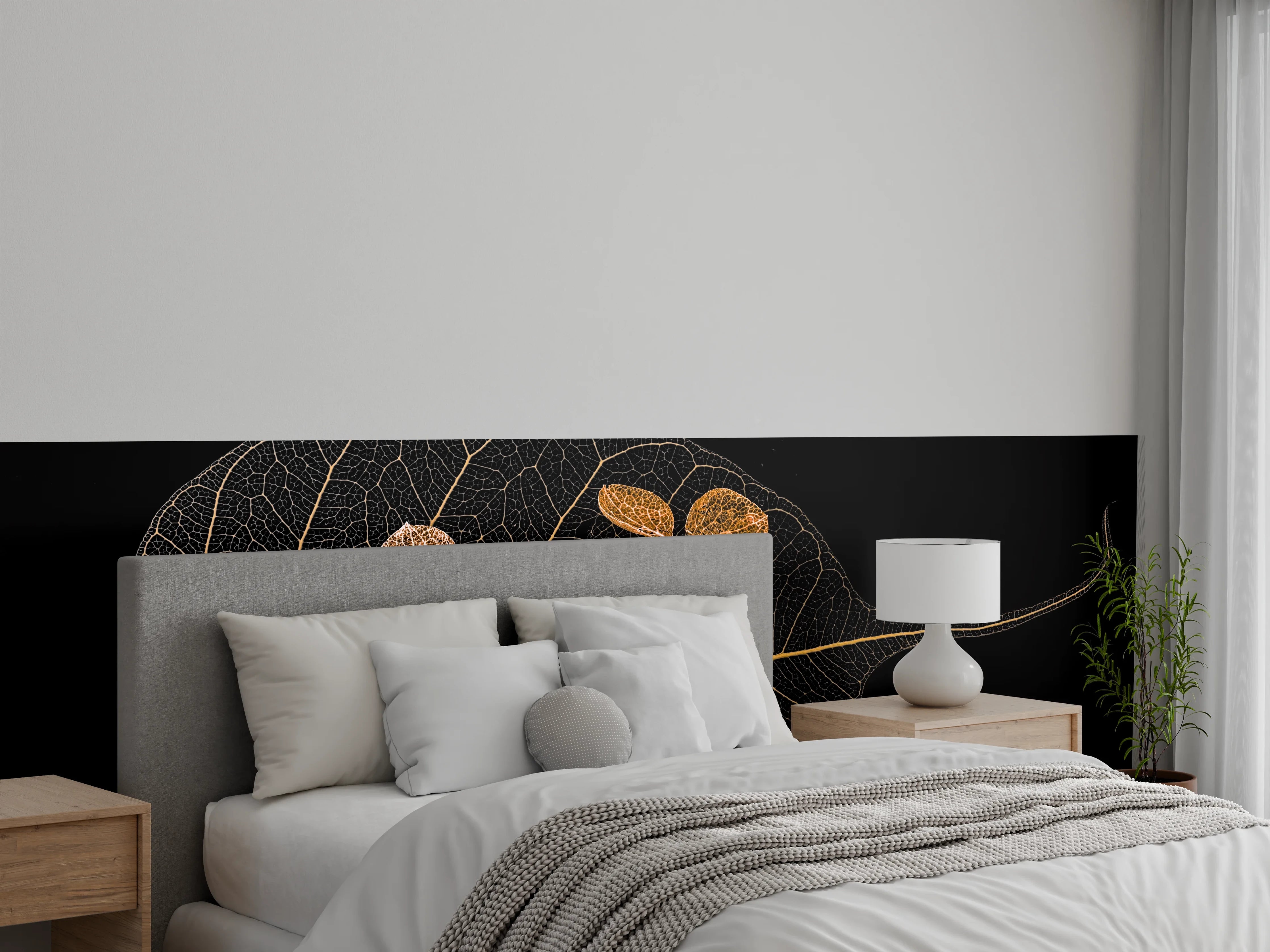 Wandverkleidung Schlafzimmer - Skelettblatt mit Blüte auf Schwarz