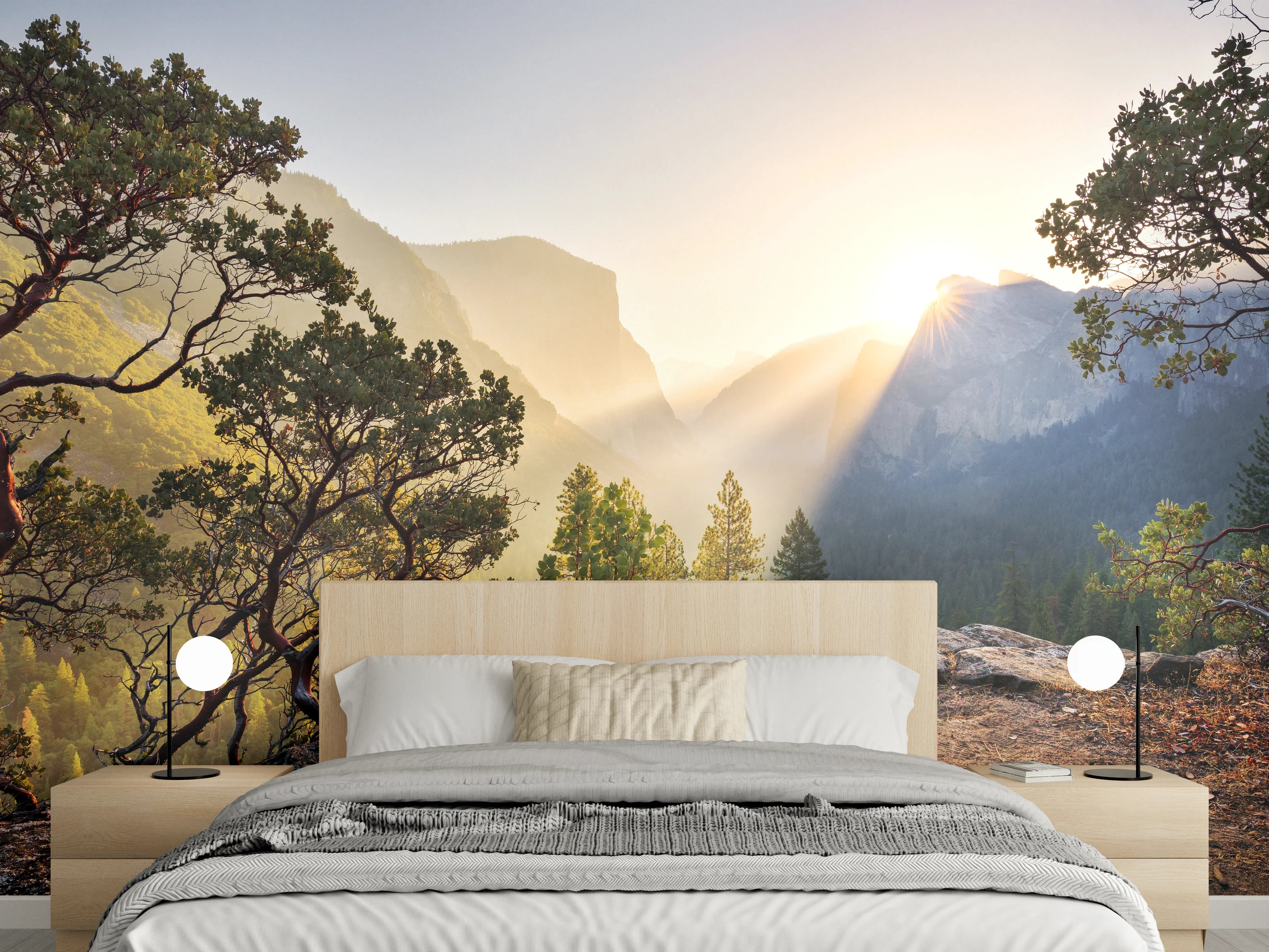 Wandverkleidung Schlafzimmer - Sonnenaufgang über bewaldeten Bergen