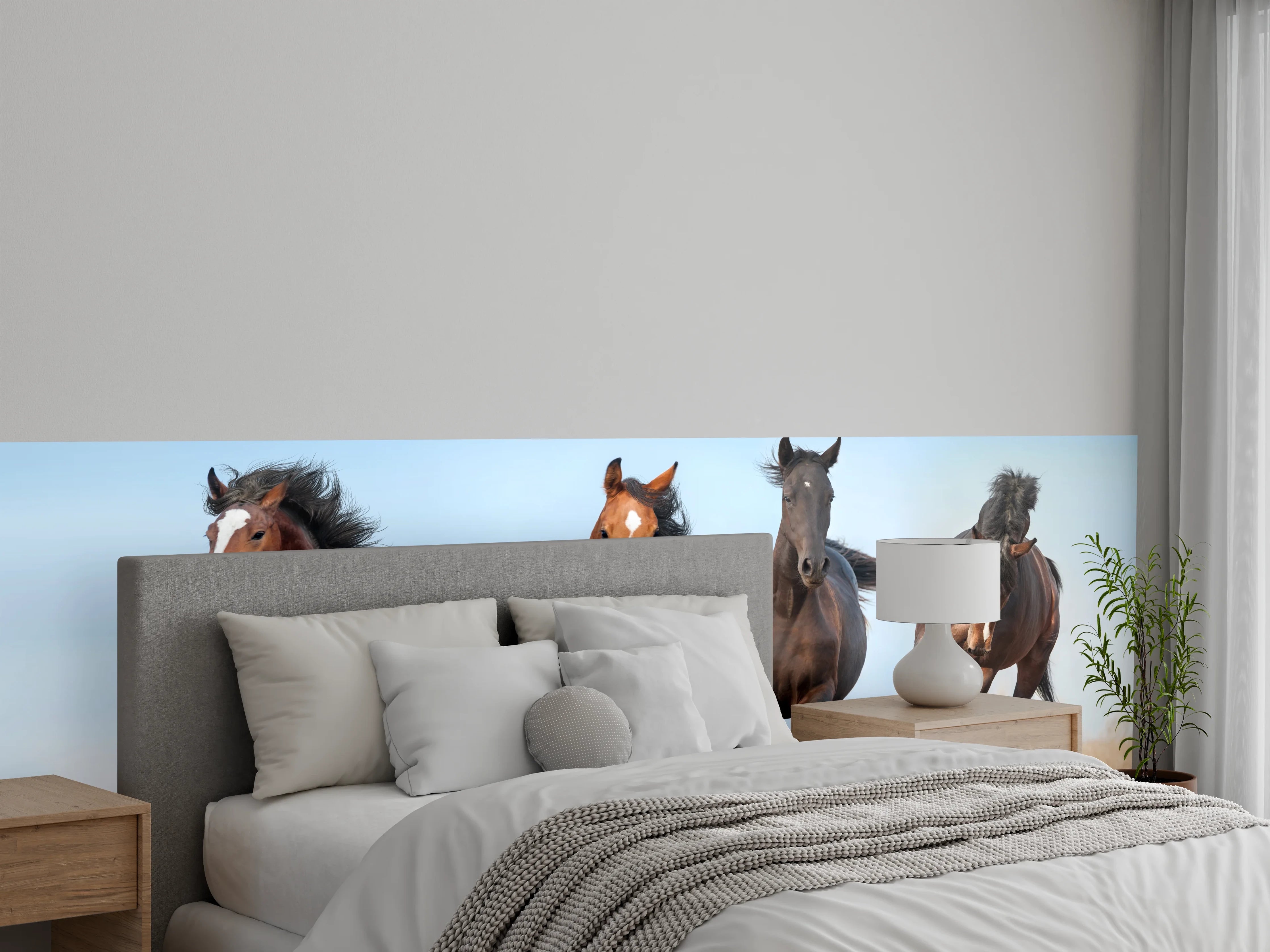 Wandverkleidung Schlafzimmer - Stolz trabende Pferde