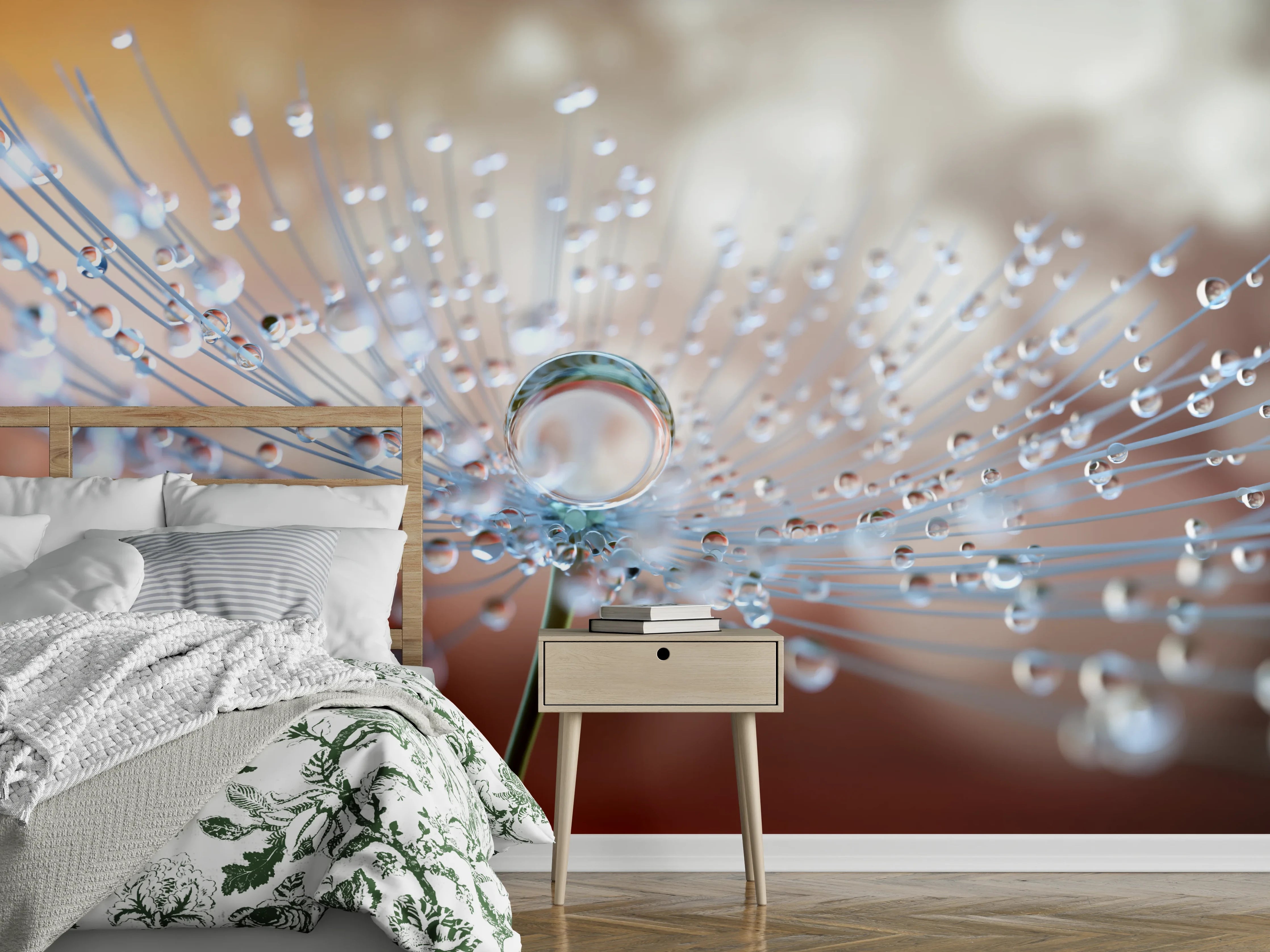 Wandverkleidung Schlafzimmer - Tautropfenschimmer auf grauer Pusteblume