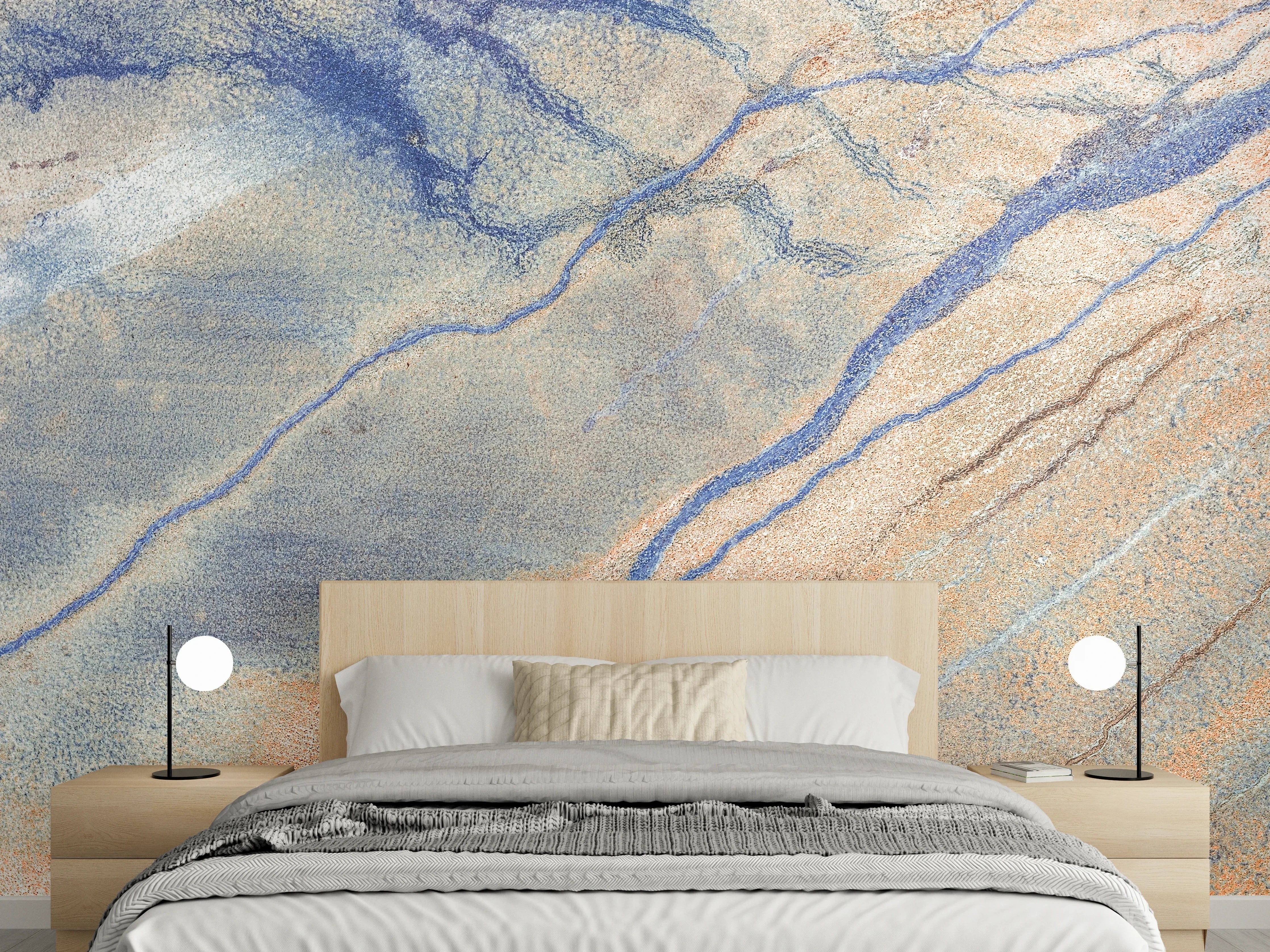 Wandverkleidung Schlafzimmer - Trendiges Gesteinsmuster in Beige-Blau-Optik