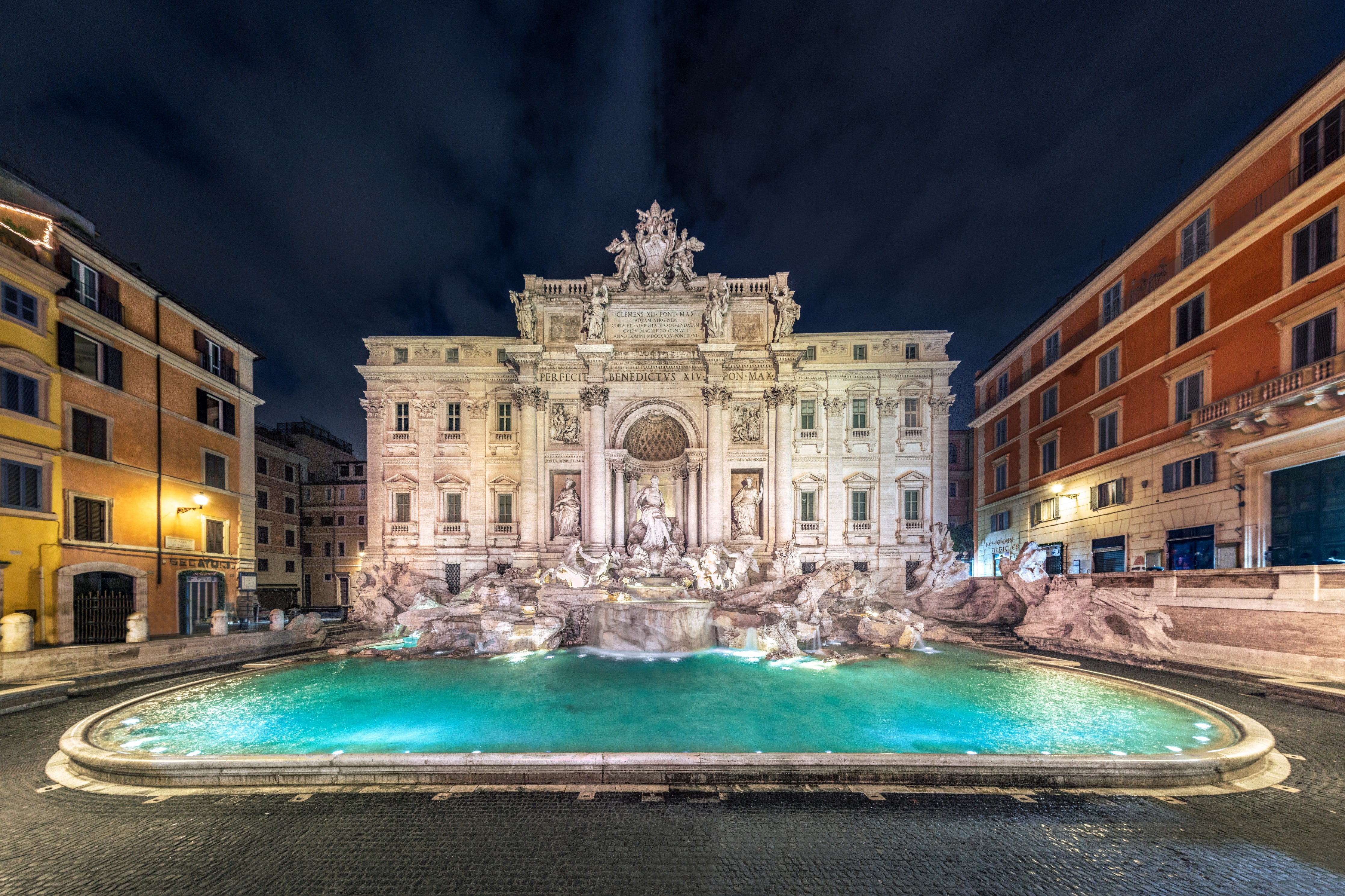 Wandverkleidung Schlafzimmer-Trevi-Brunnen Nacht Türkis-Beige