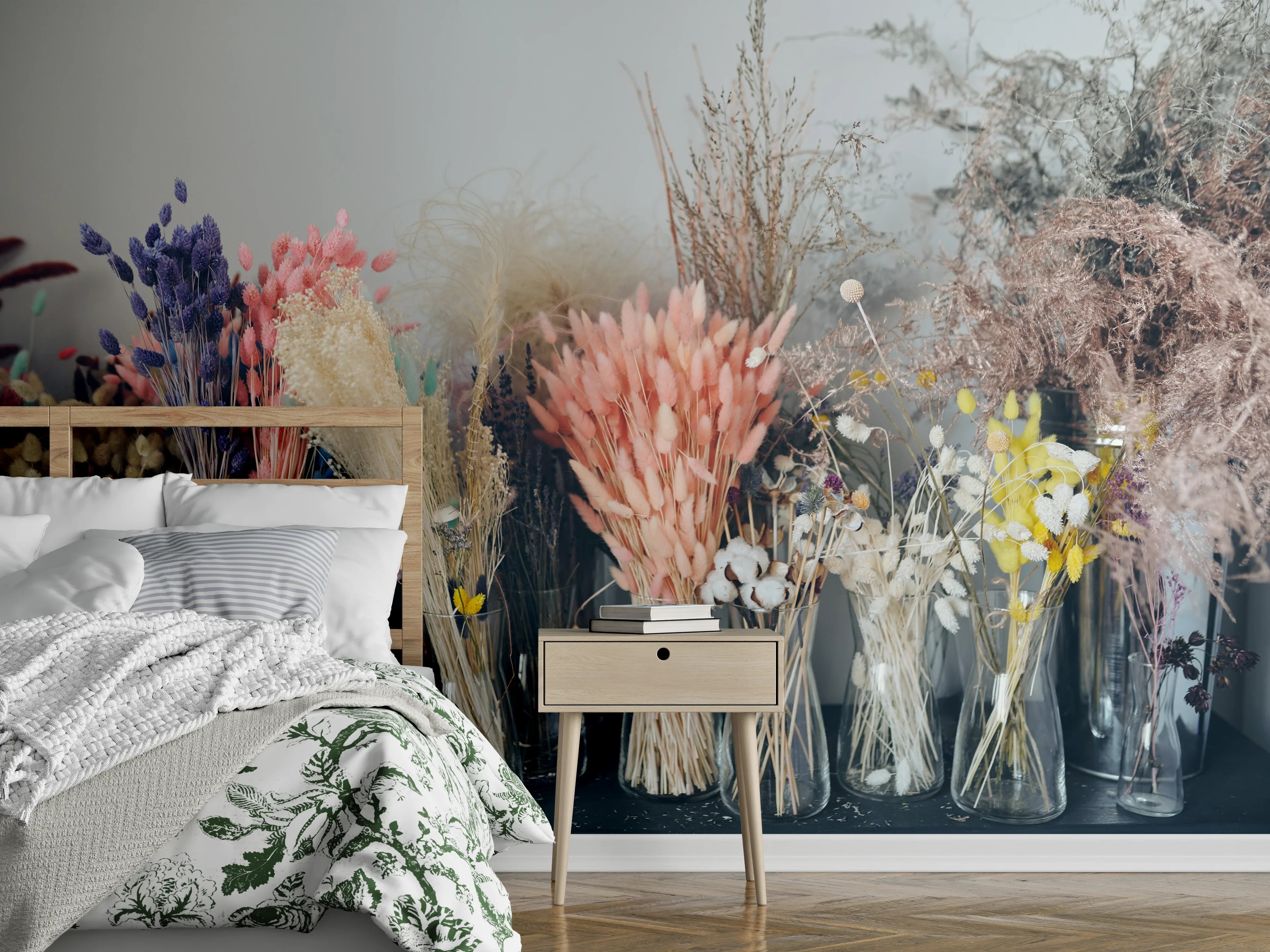 Wandverkleidung Schlafzimmer - Trockenblumen Bouquets in Vasen