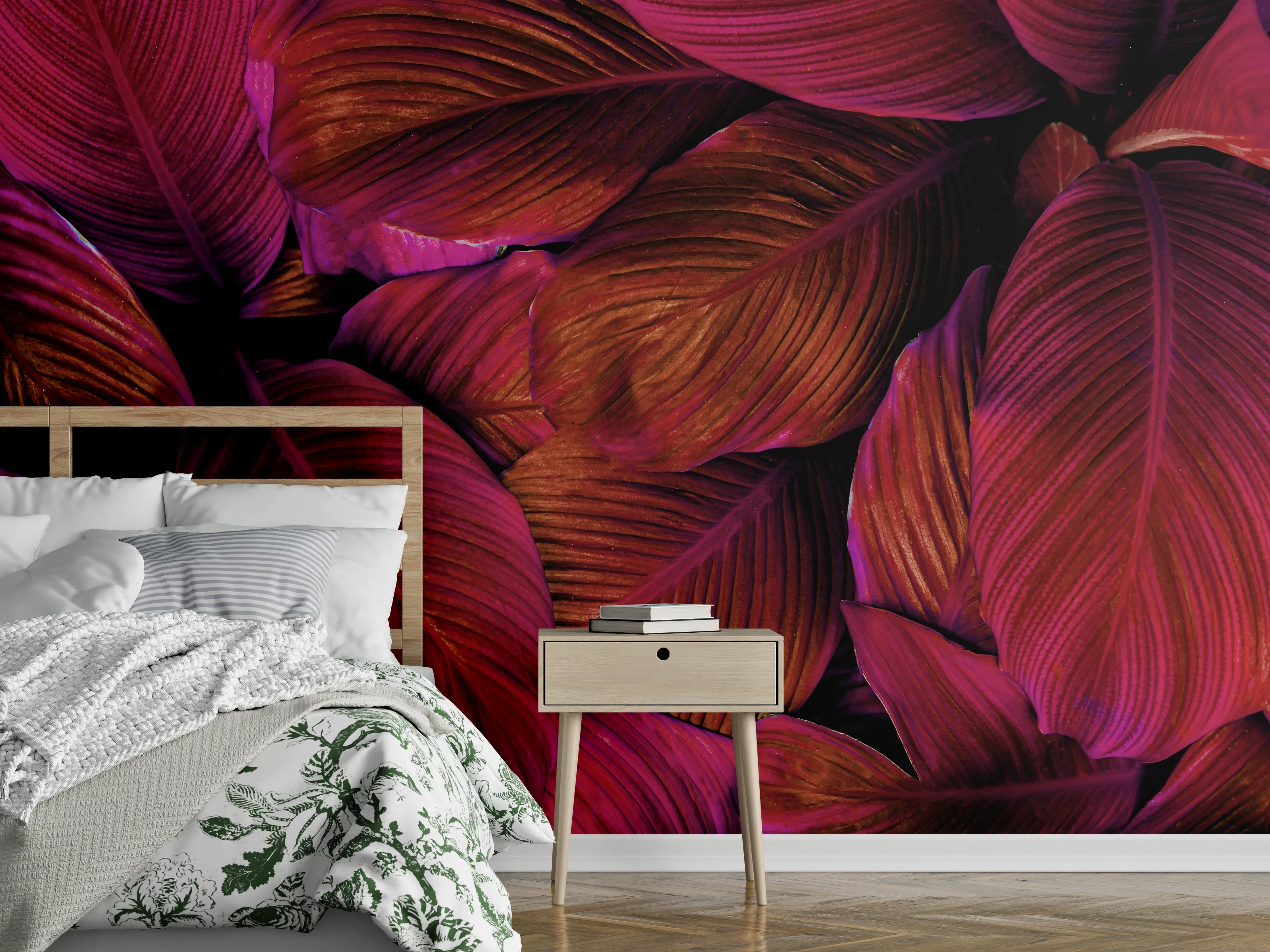 Wandverkleidung Schlafzimmer - Tropische Blätter in Magenta-Pink