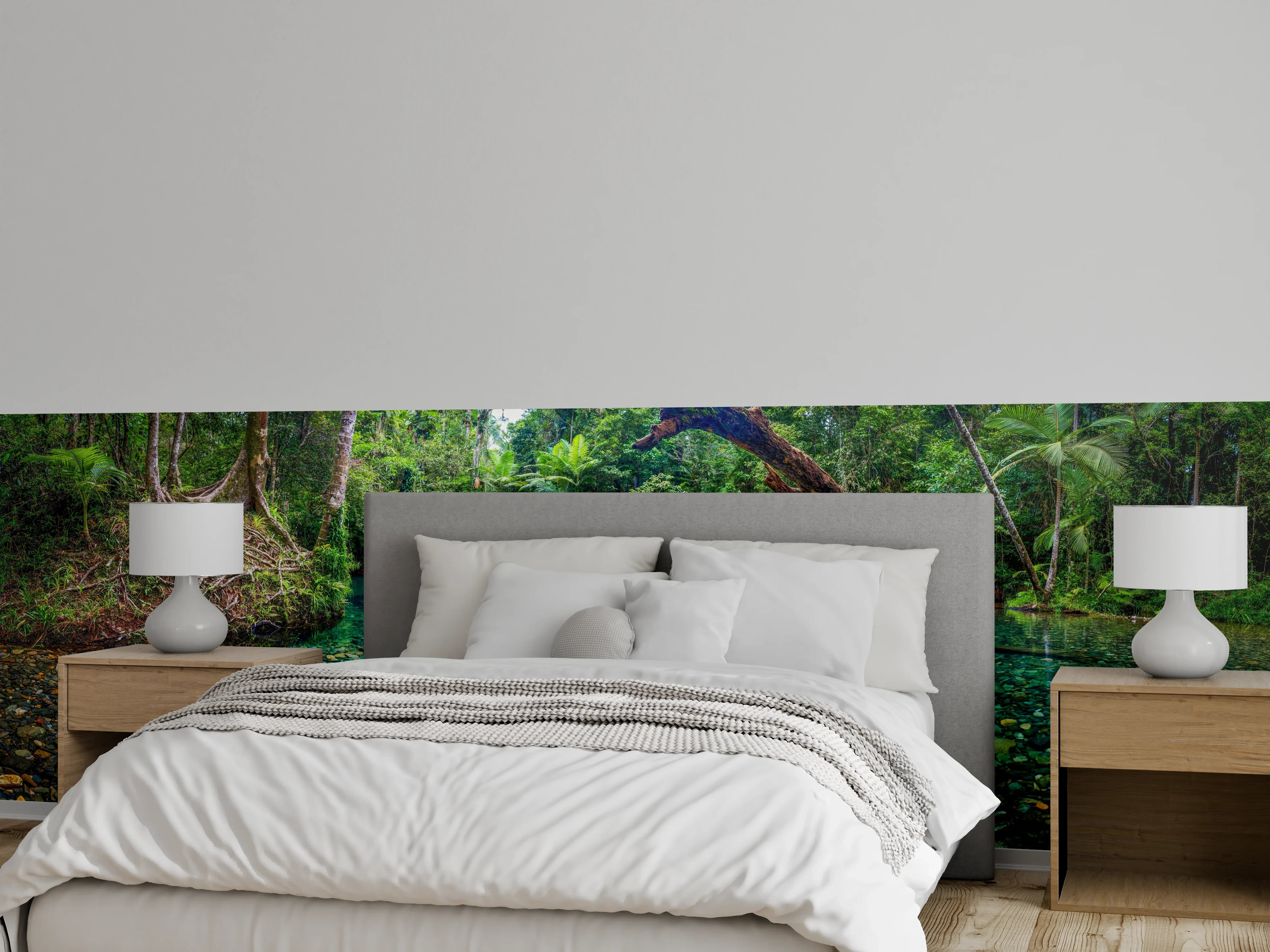 Wandverkleidung Schlafzimmer - Tropischer Bach mit klarem Wasser