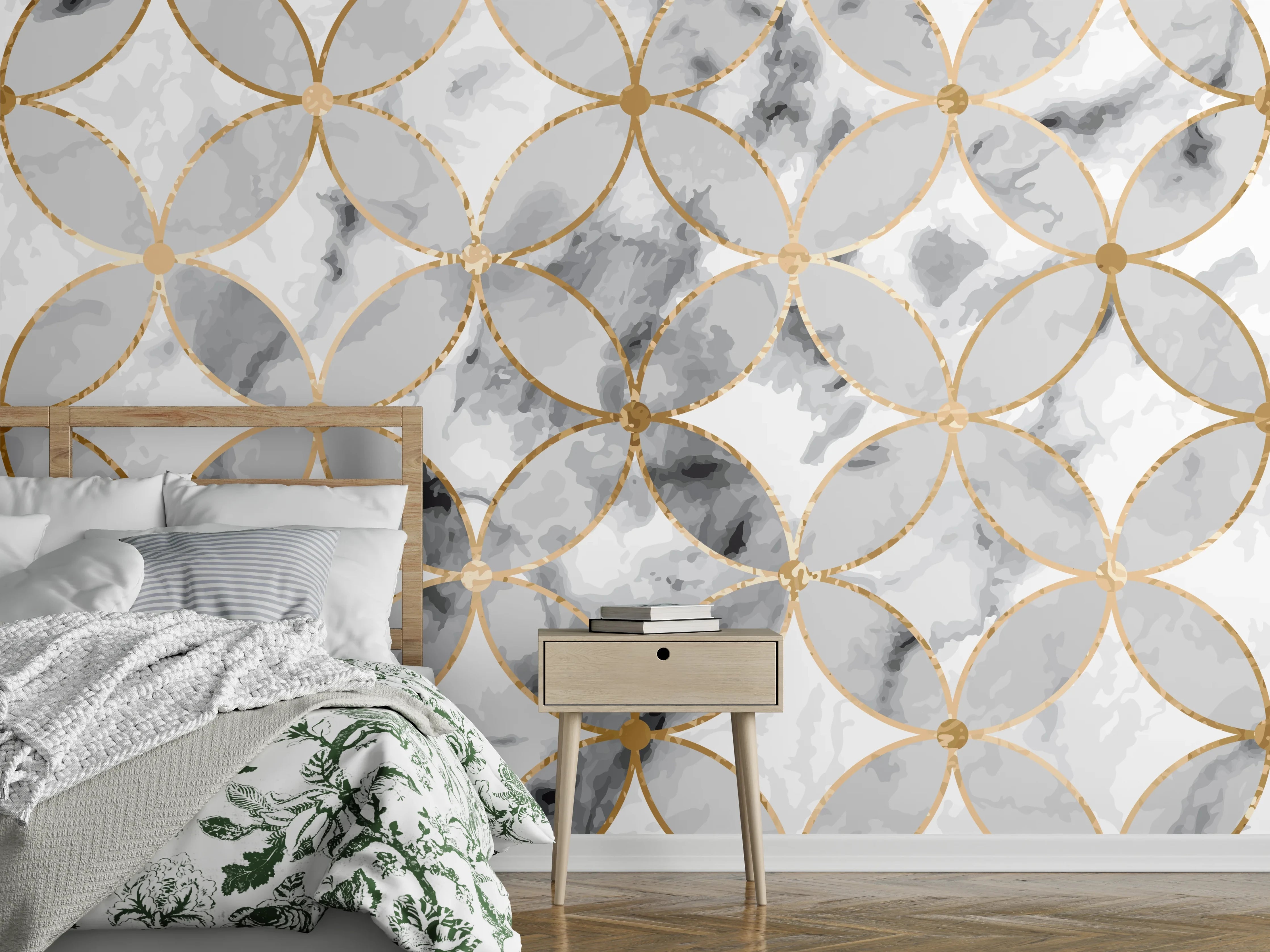 Wandverkleidung Schlafzimmer - Weiß-graues Marmormuster mit Goldakzent