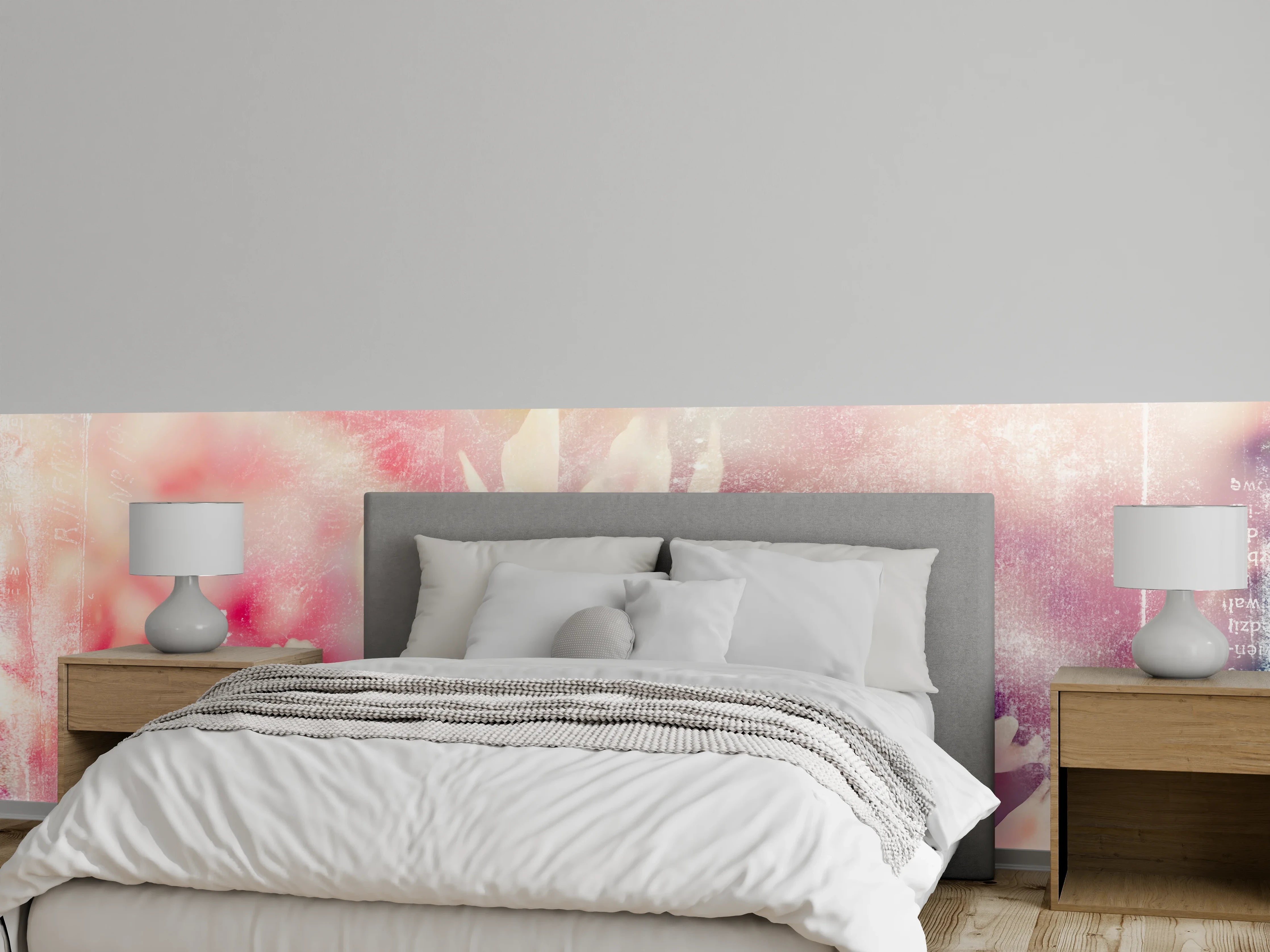 Wandverkleidung Schlafzimmer - Zarte Pfingstrosen in Nebelgrau