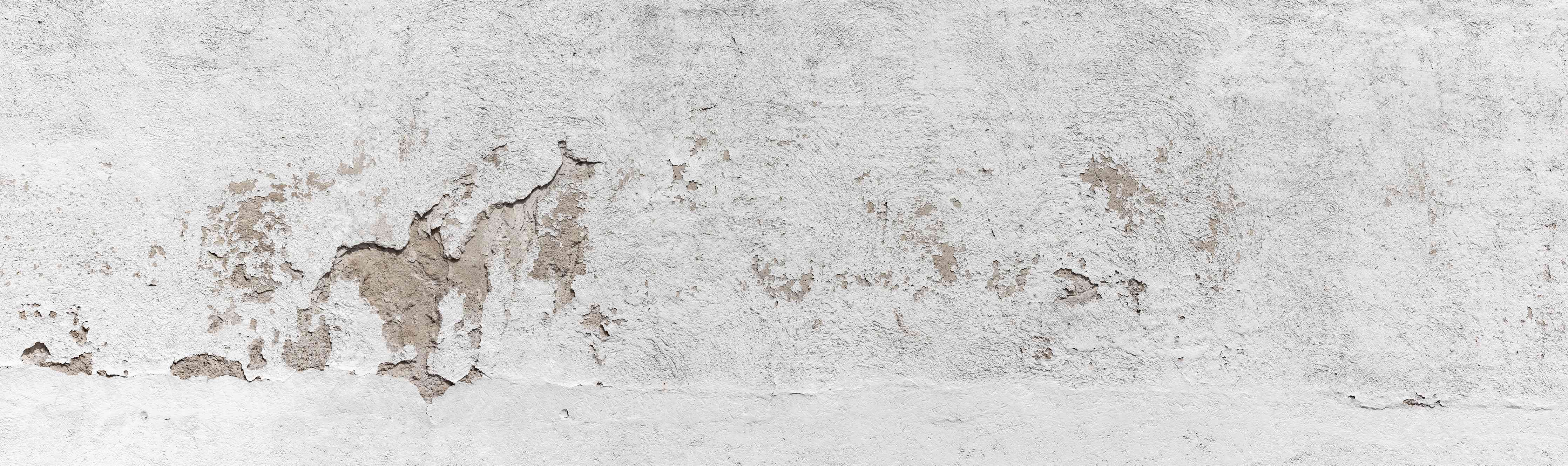 Wandverkleidung Wohnzimmer-Alte Mauer mit abblätterndem Putz