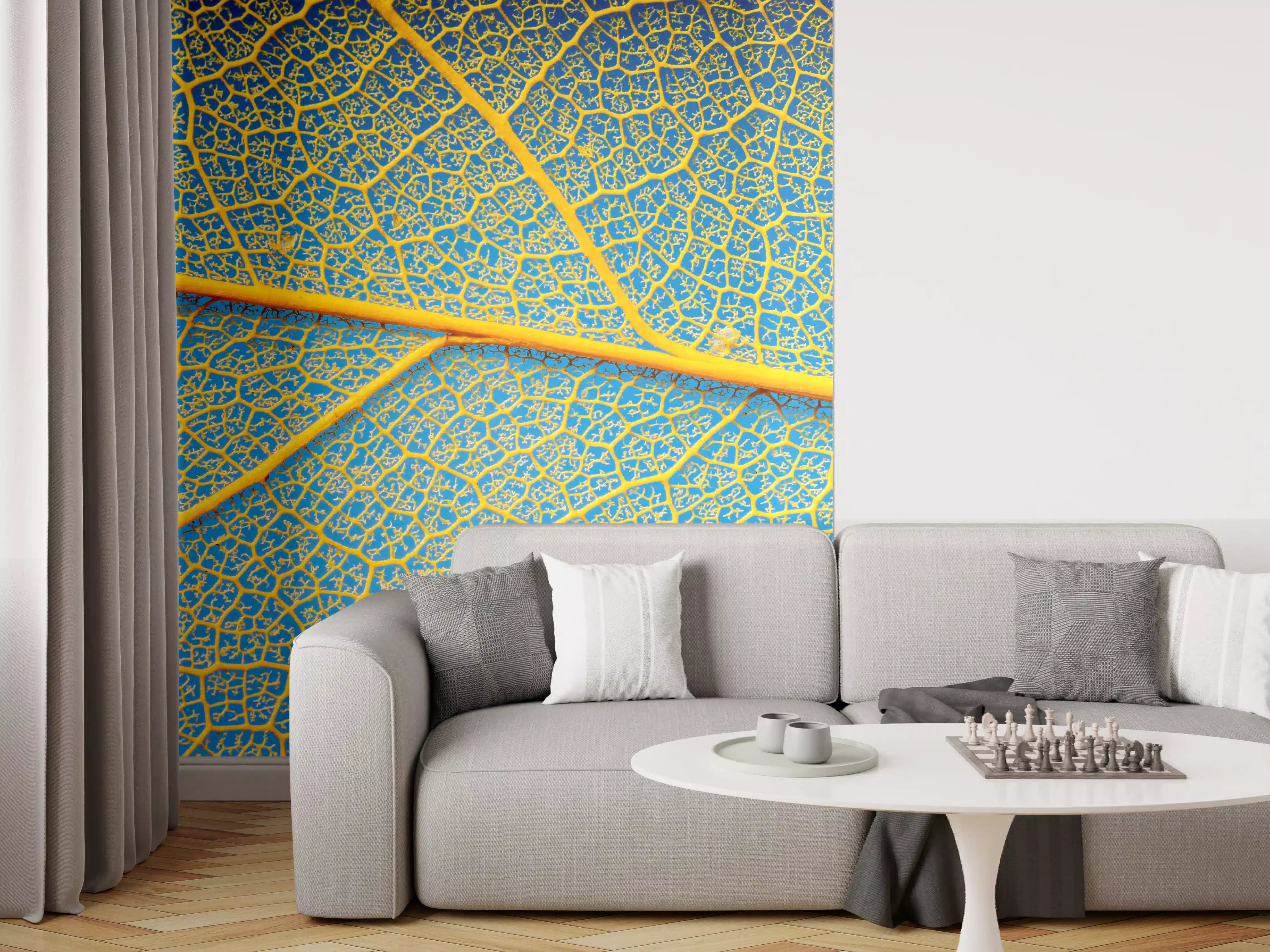 Wandverkleidung Wohnzimmer - Blaue Blattstruktur mit Goldakzenten