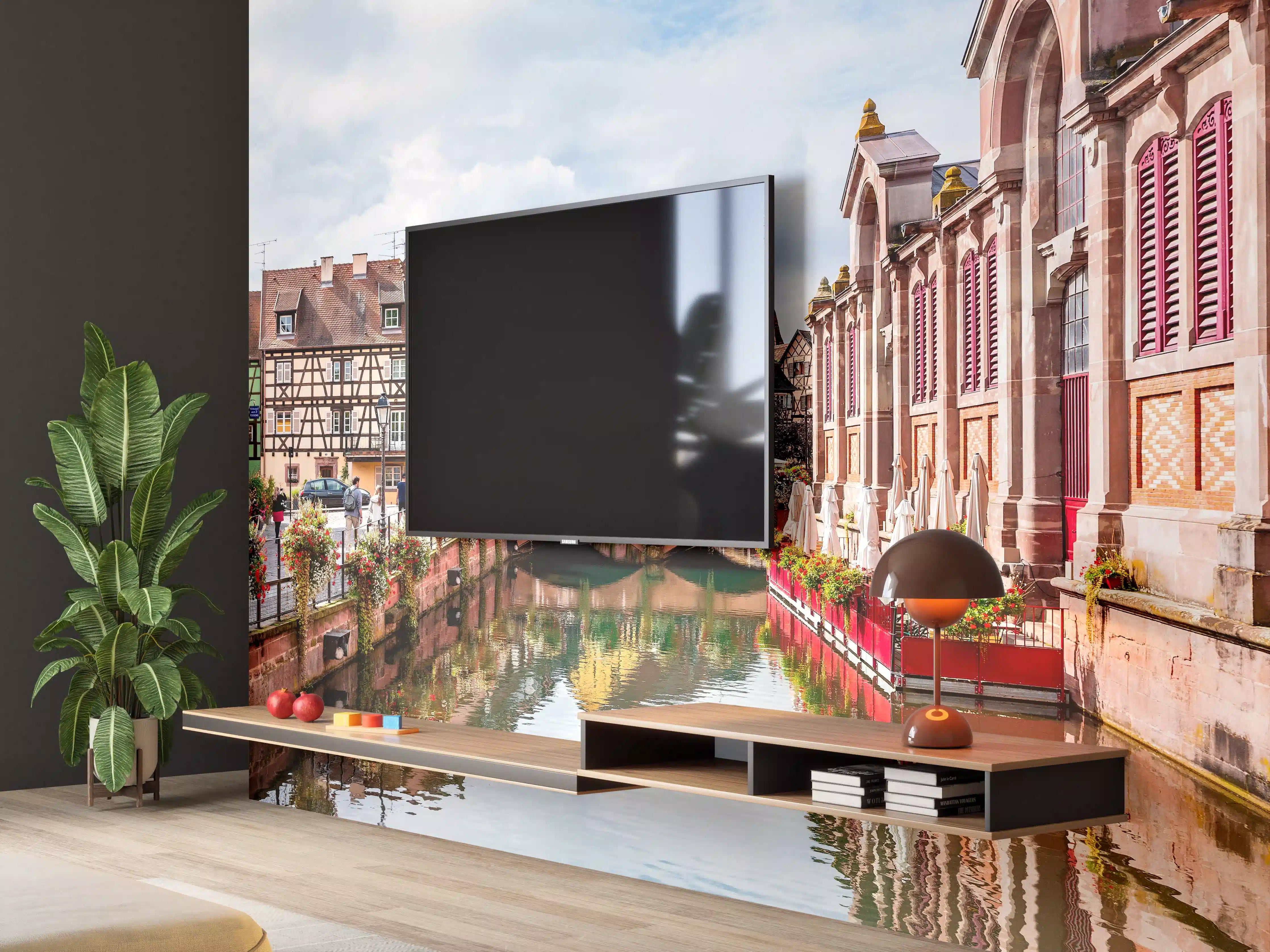 Wandverkleidung Wohnzimmer - Charming Riverside Townscape with Historic Architecture
