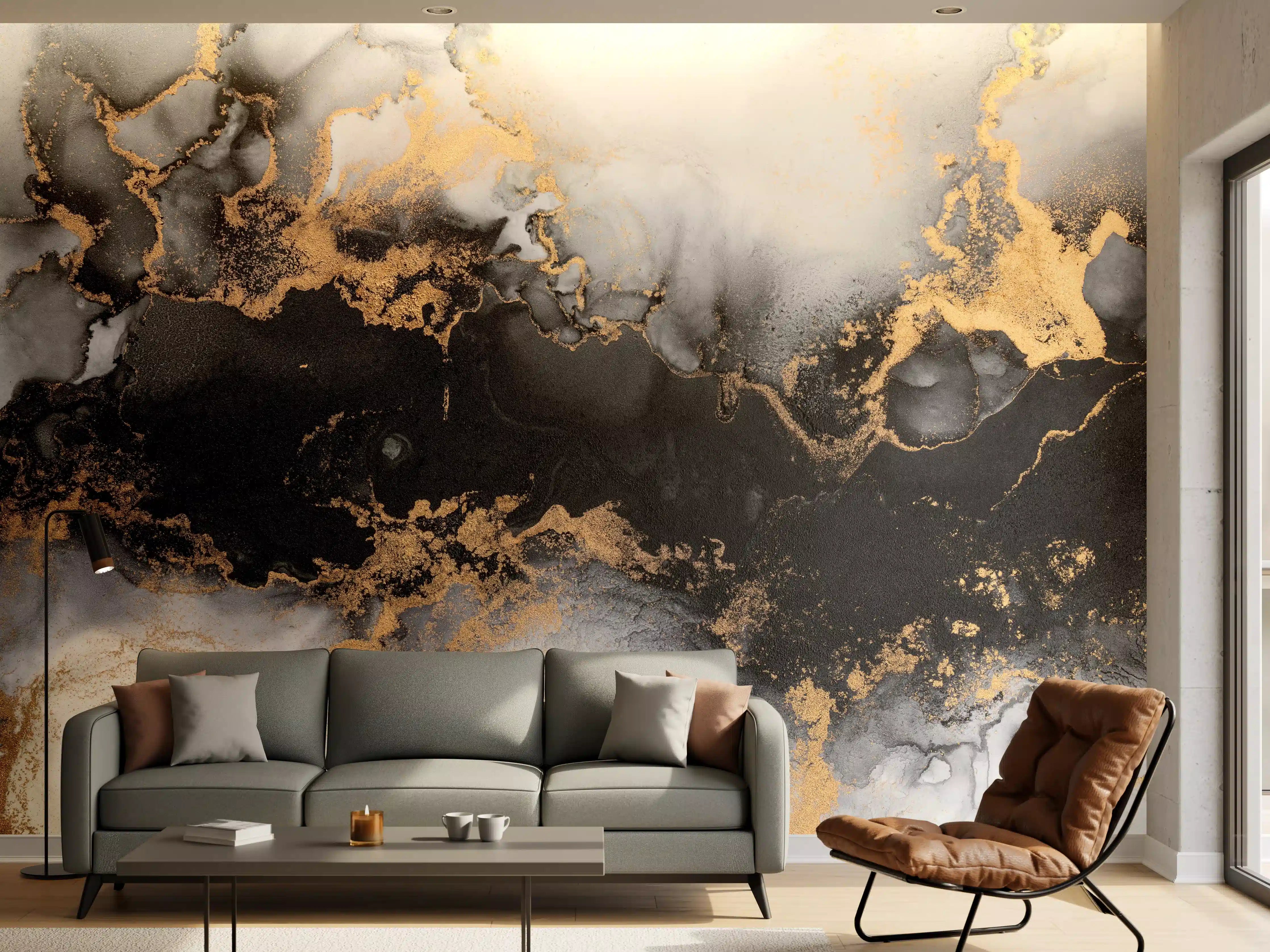 Wandverkleidung Wohnzimmer - Elegantes Marmormotiv mit Goldakzenten