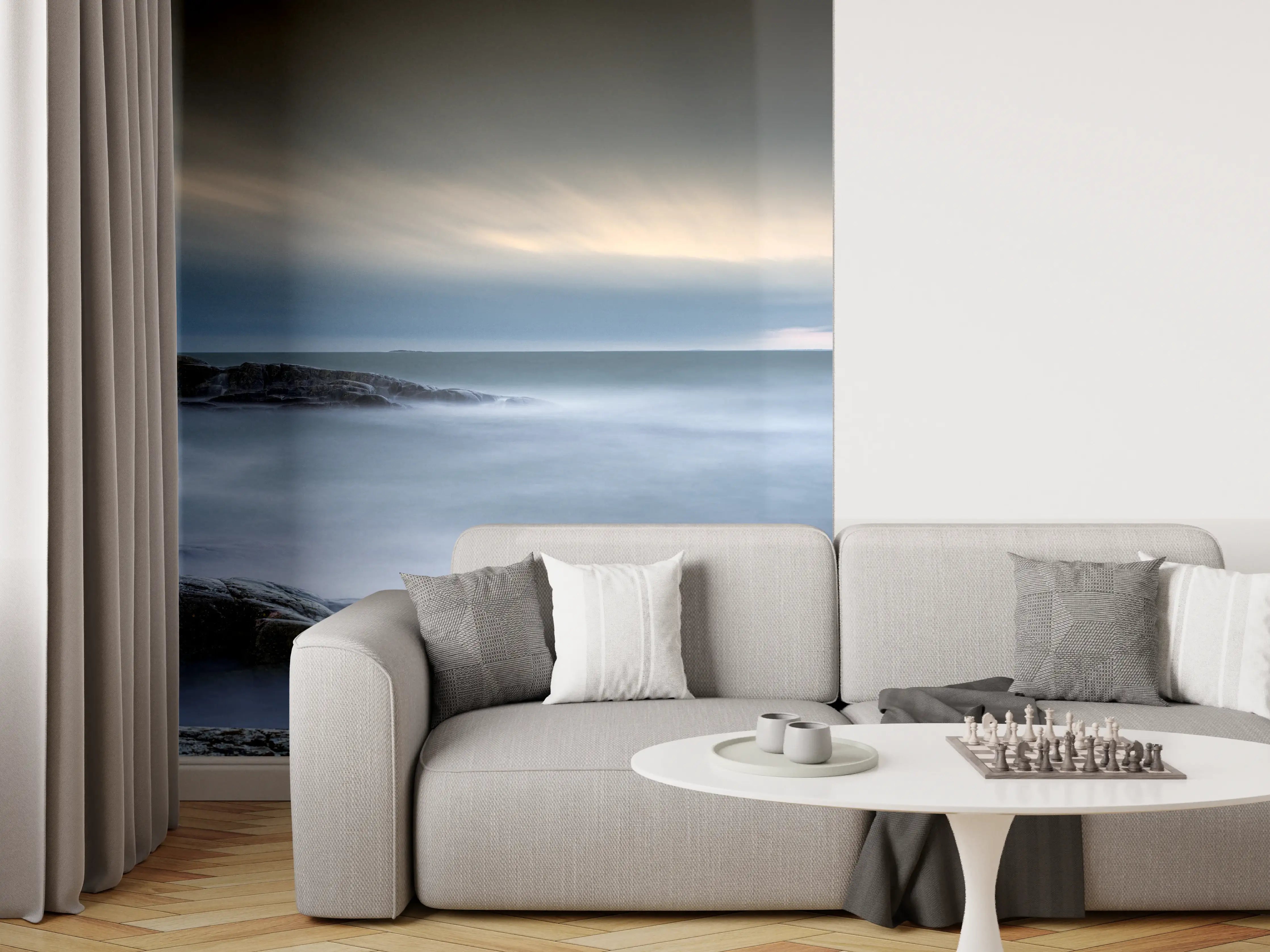 Wandverkleidung Wohnzimmer - Felsiger & Nebliger Strand auf mit schöner Meer Landschaft