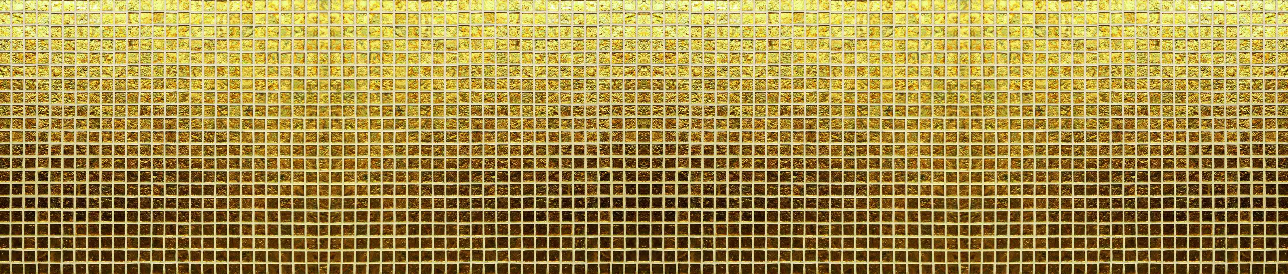 Wandverkleidung Wohnzimmer-Goldene Mosaikfliese für exklusives Flair