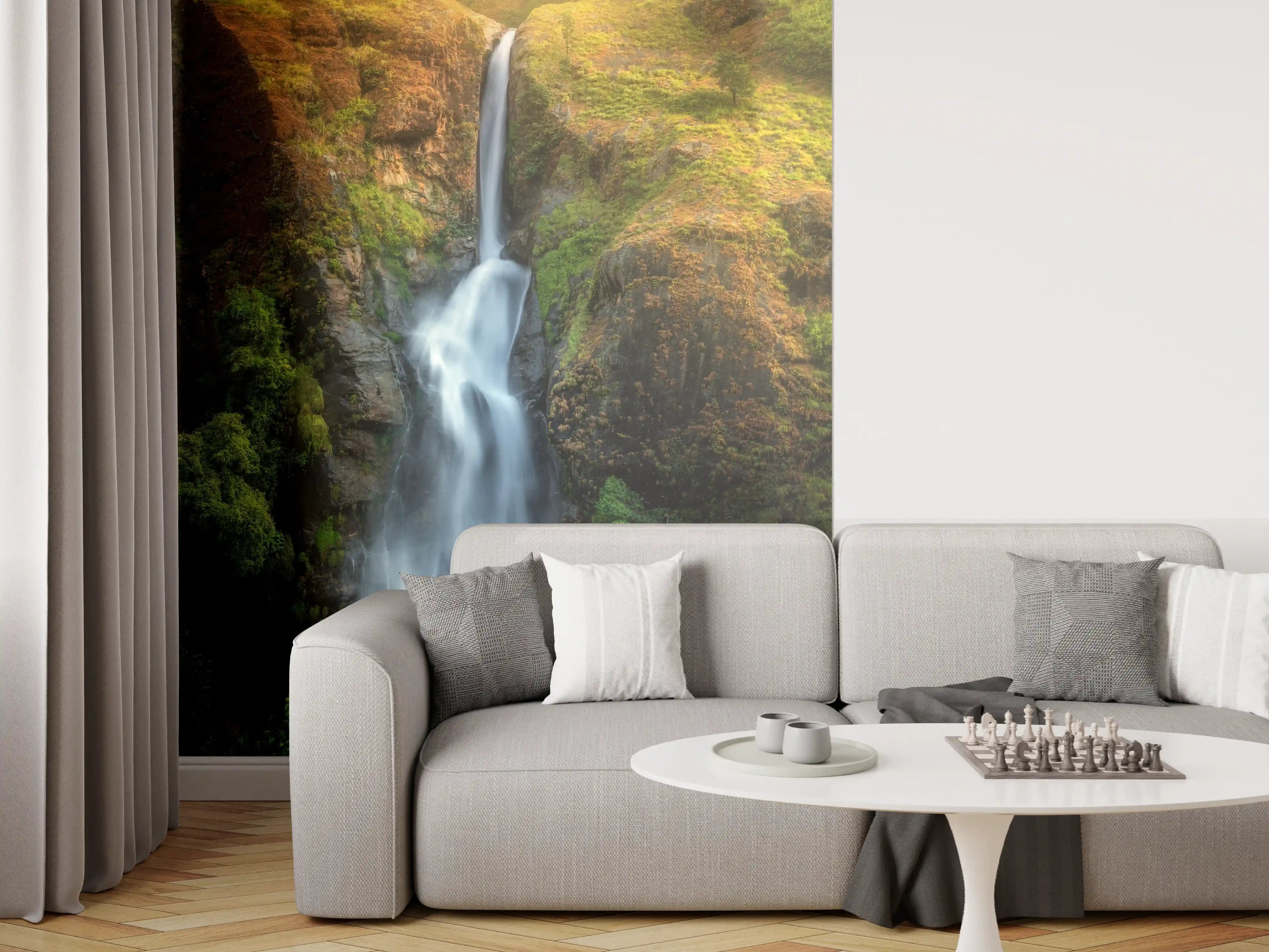 Wandverkleidung Wohnzimmer - Grau schimmernder Wasserfall in der Natur