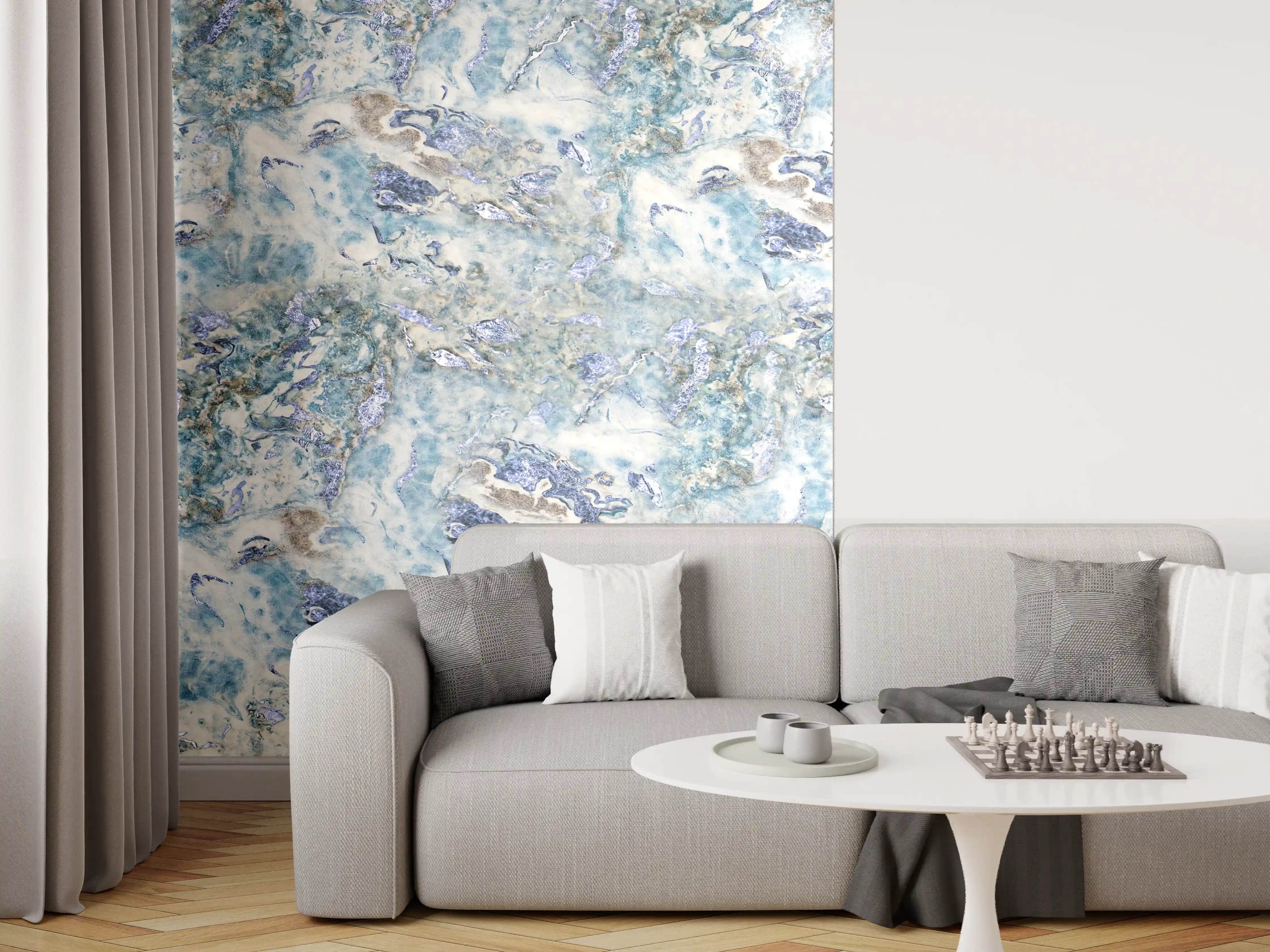 Wandverkleidung Wohnzimmer - Graue Marmoroptik Fliese mit Weißmotiven