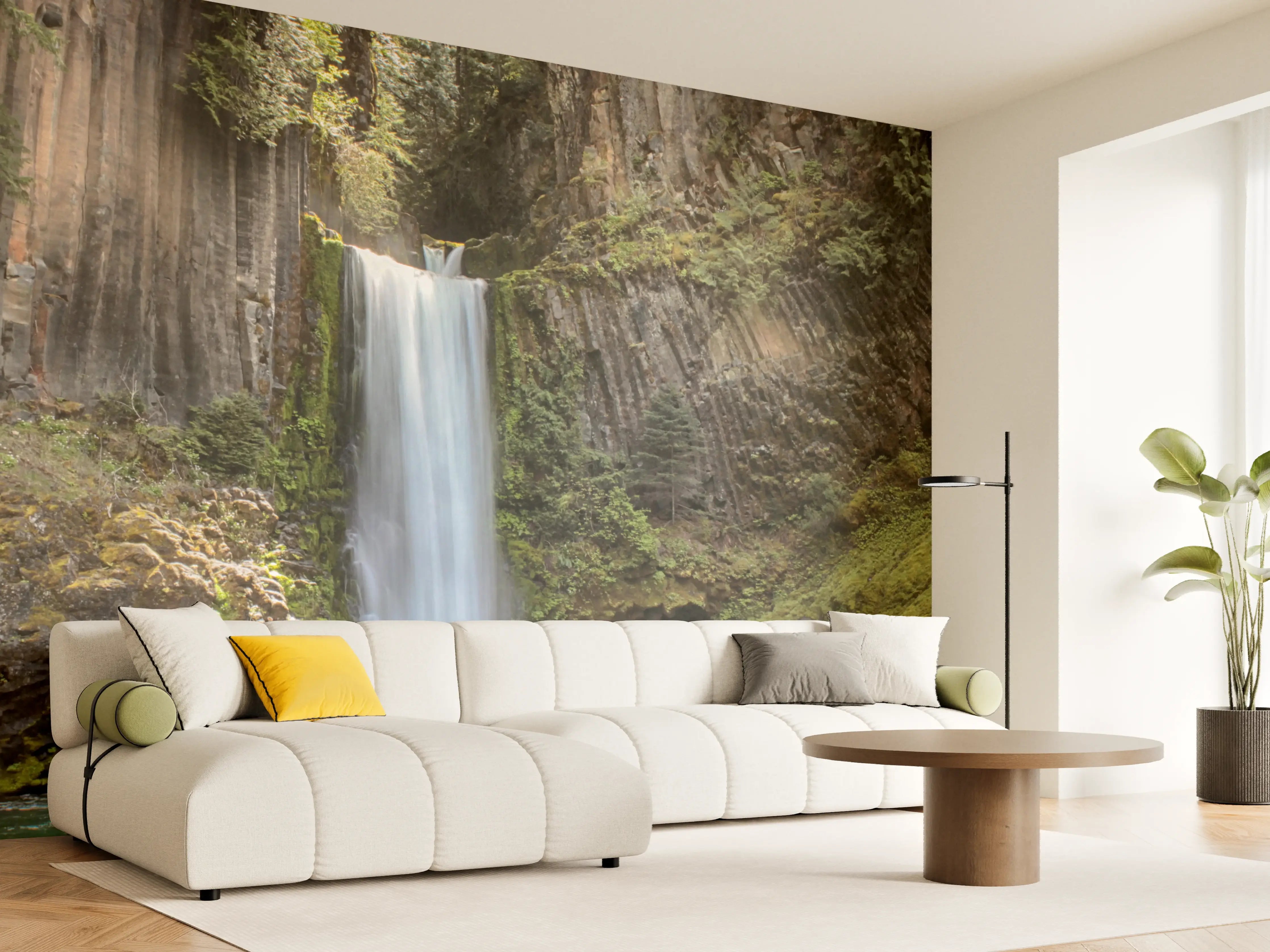 Wandverkleidung Wohnzimmer - Grauer Wasserfall im Licht der Natur