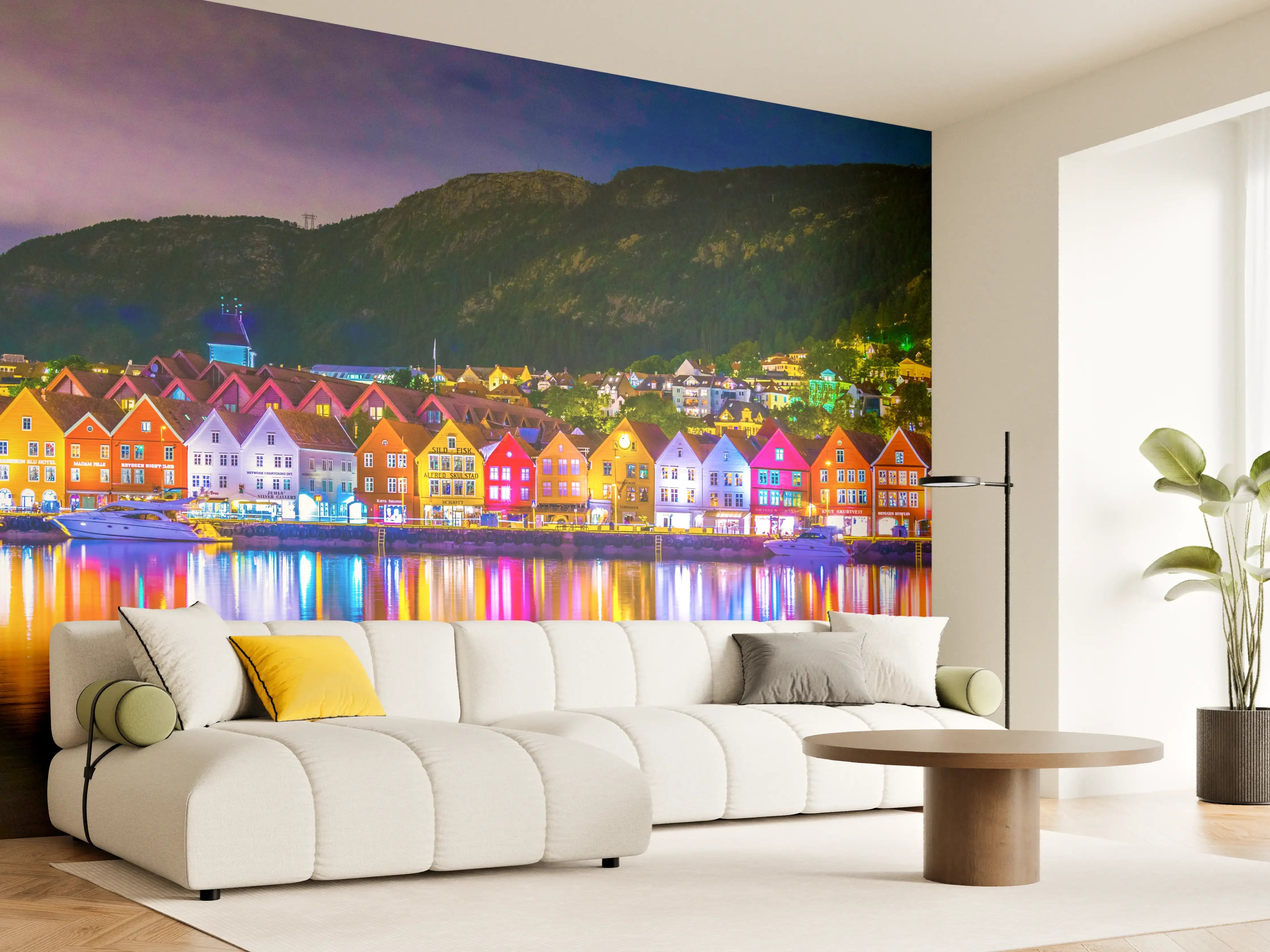 Wandverkleidung Wohnzimmer - Leuchtende Häuser am Hafen bei Nacht