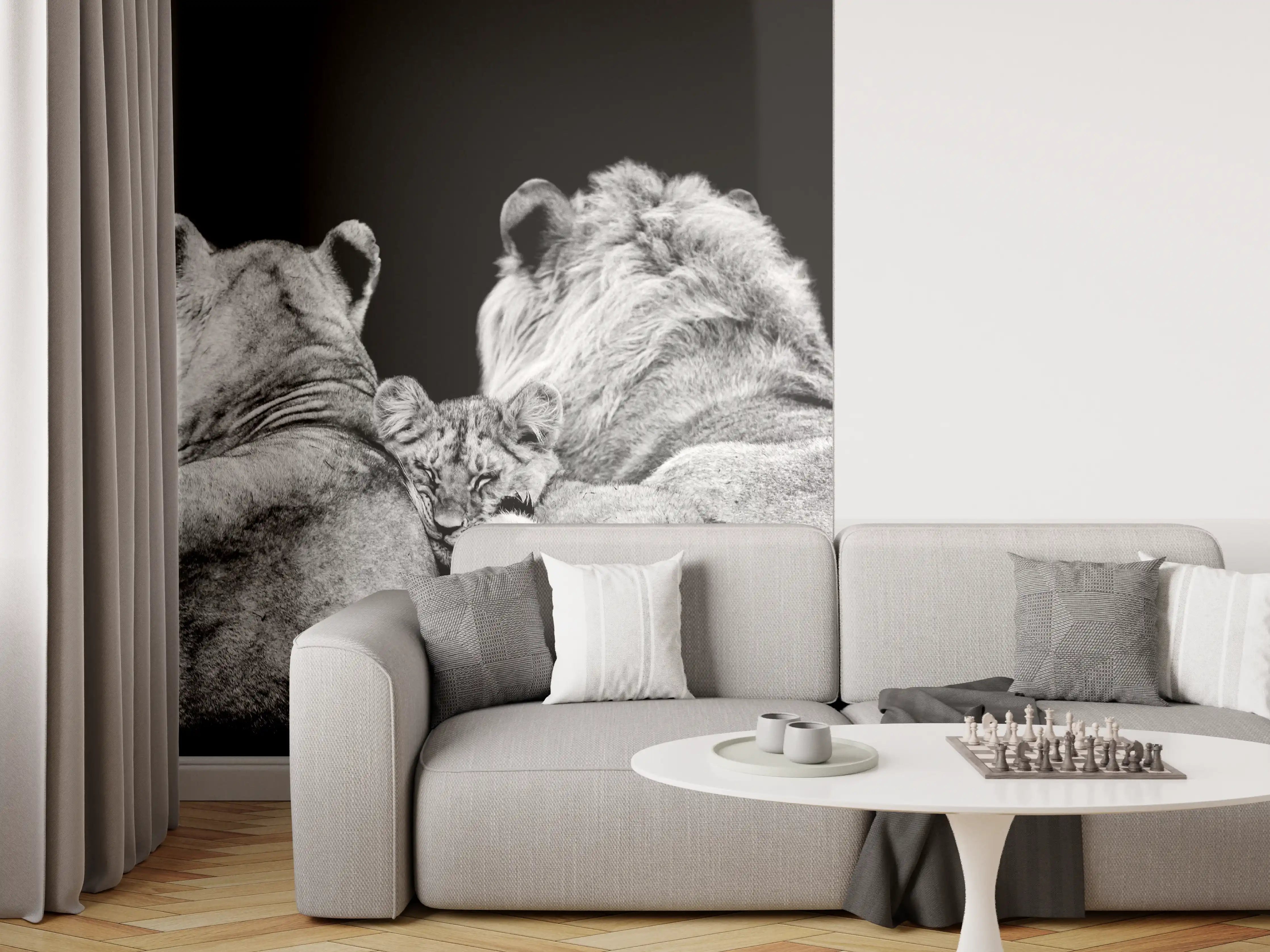 Wandverkleidung Wohnzimmer - Löwenfamilie liegend mit schwarzem Hintergrund