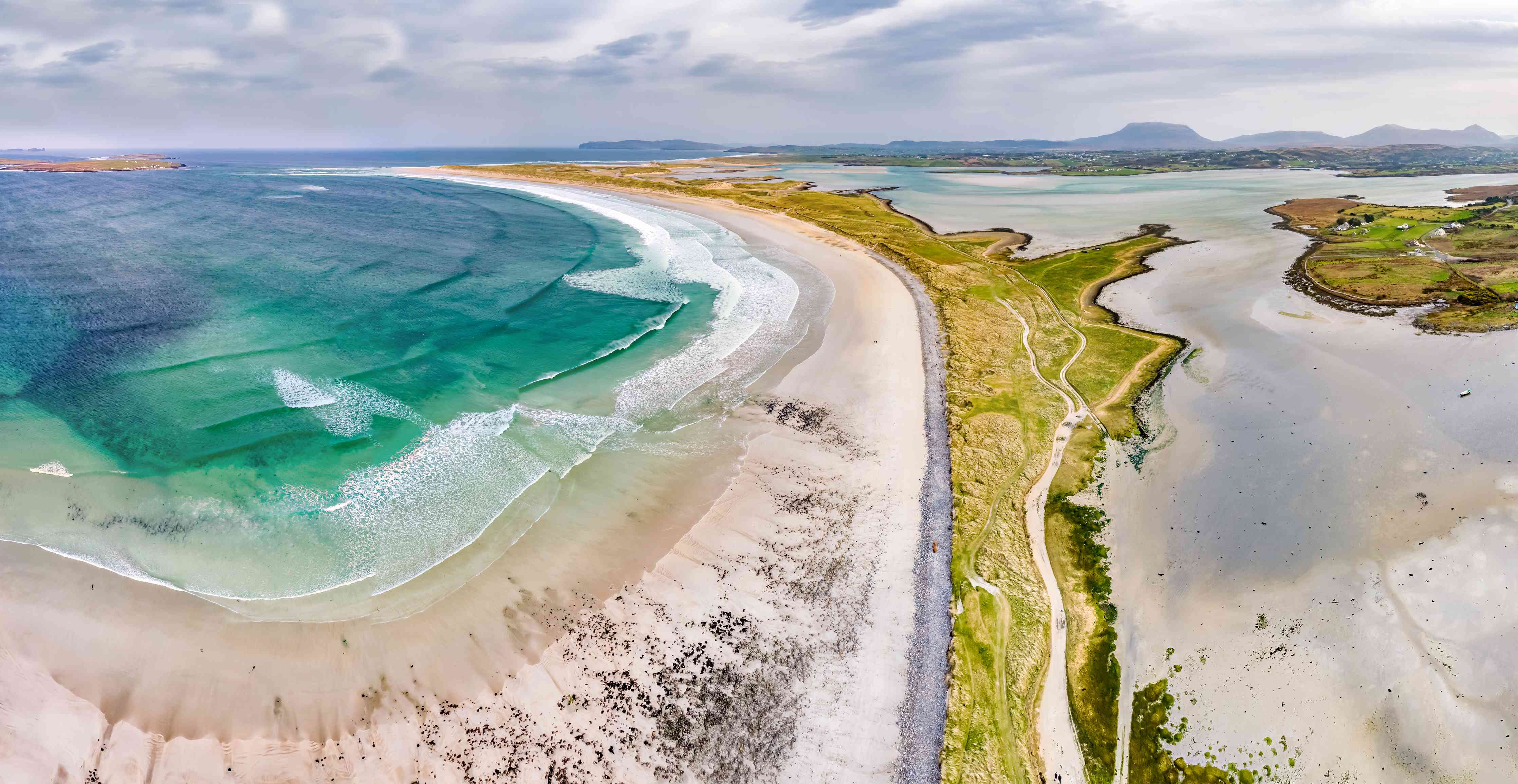 Wandverkleidung Wohnzimmer-Luftaufnahme der Küste von Magheraroarty-Irland