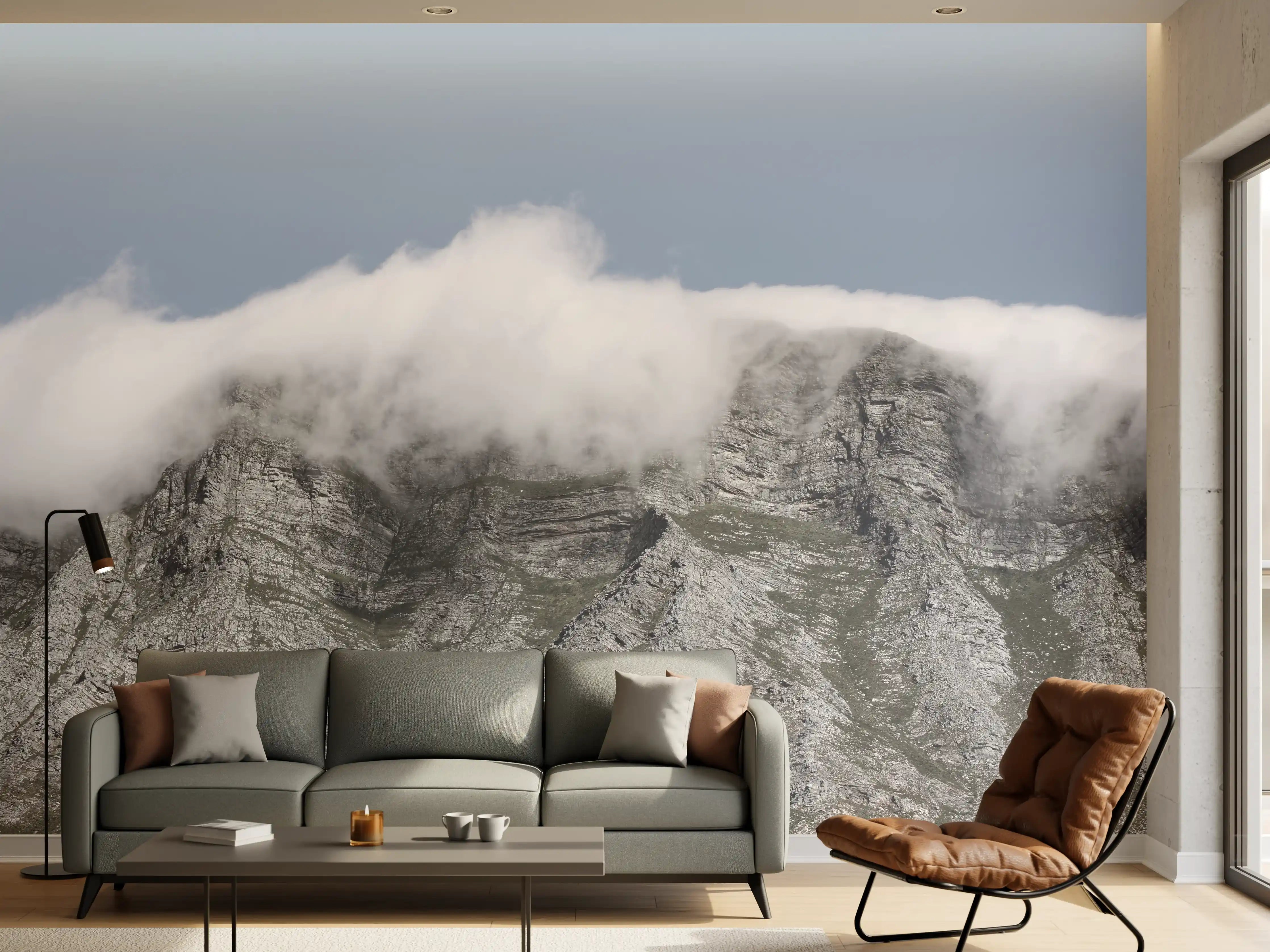 Wandverkleidung Wohnzimmer - Majestätische Bergkulisse mit Wolken