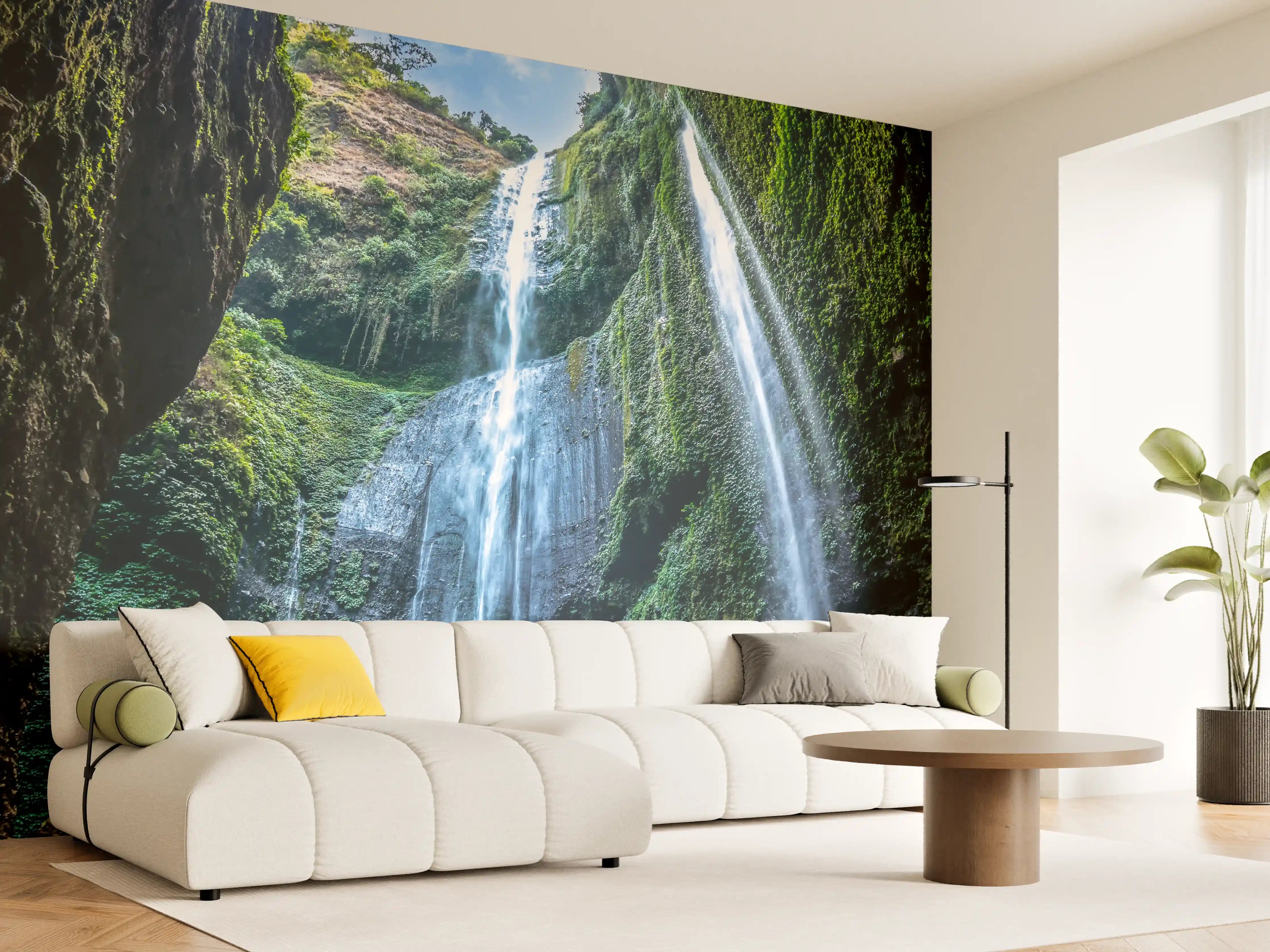 Wandverkleidung Wohnzimmer - Majestätischer Wasserfall in einer Höhle