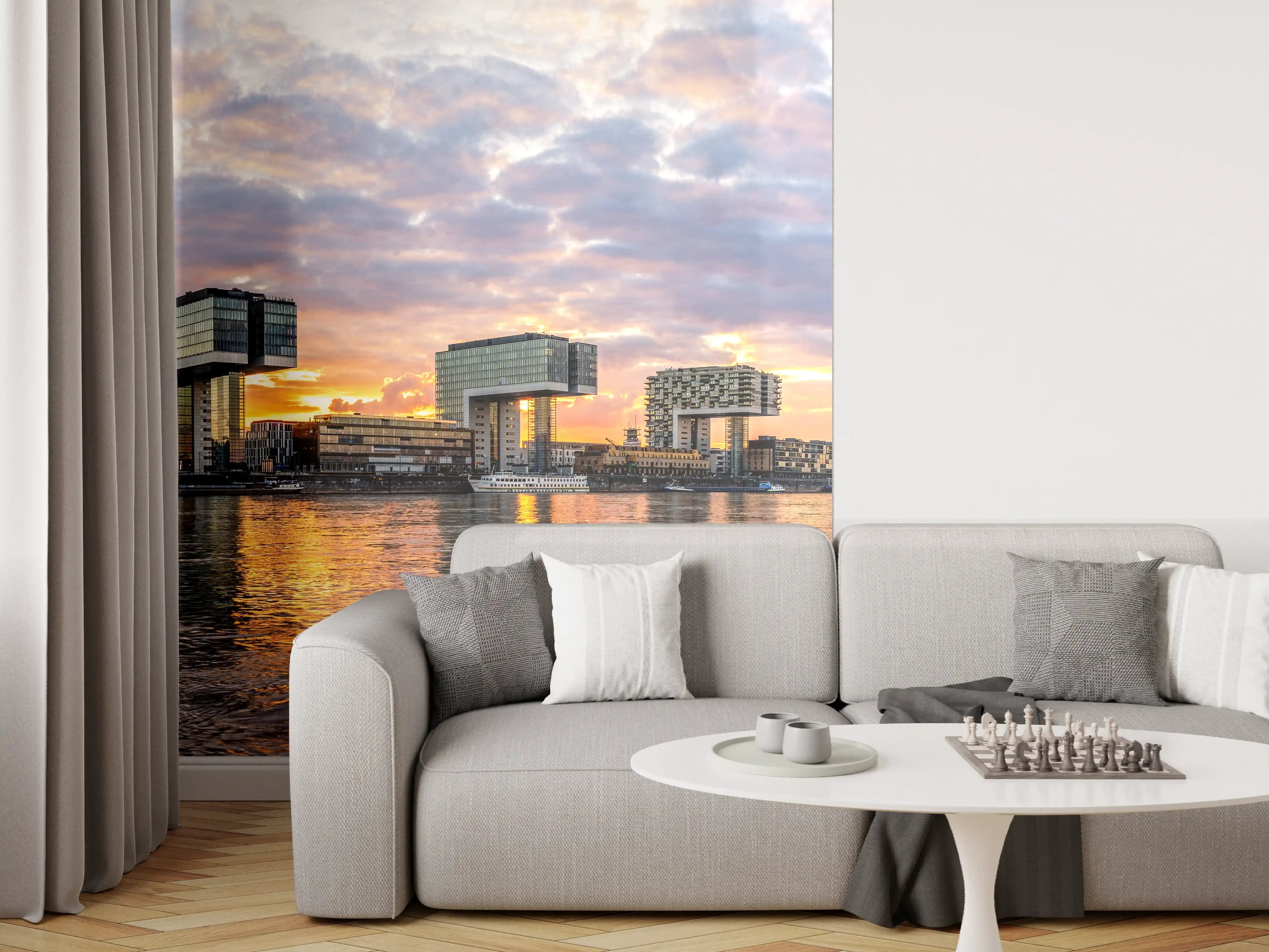 Wandverkleidung Wohnzimmer - Moderne Architektur am Wasser bei Sonnenuntergang