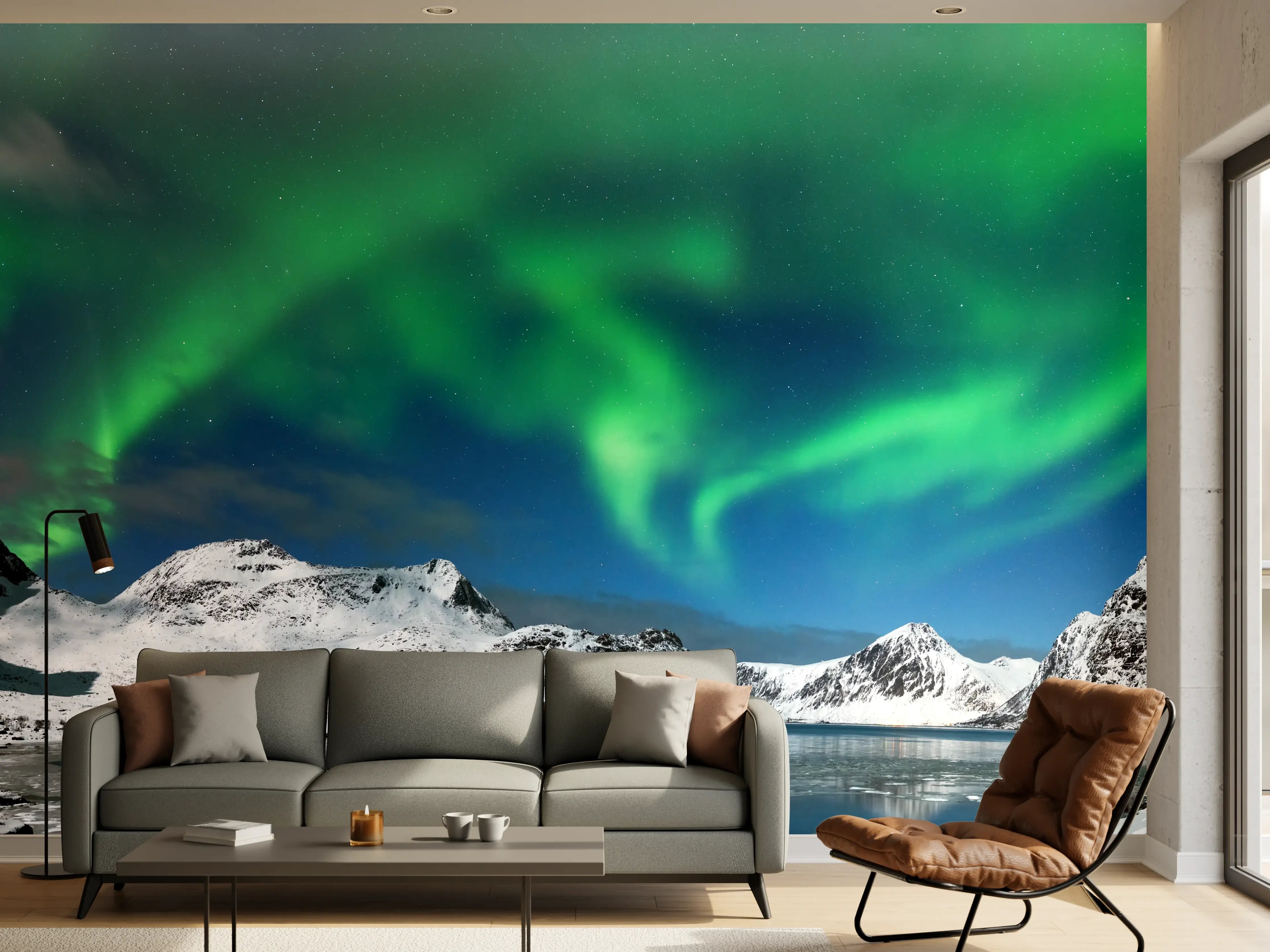 Wandverkleidung Wohnzimmer - Nordlicht über verschneitem Fjord