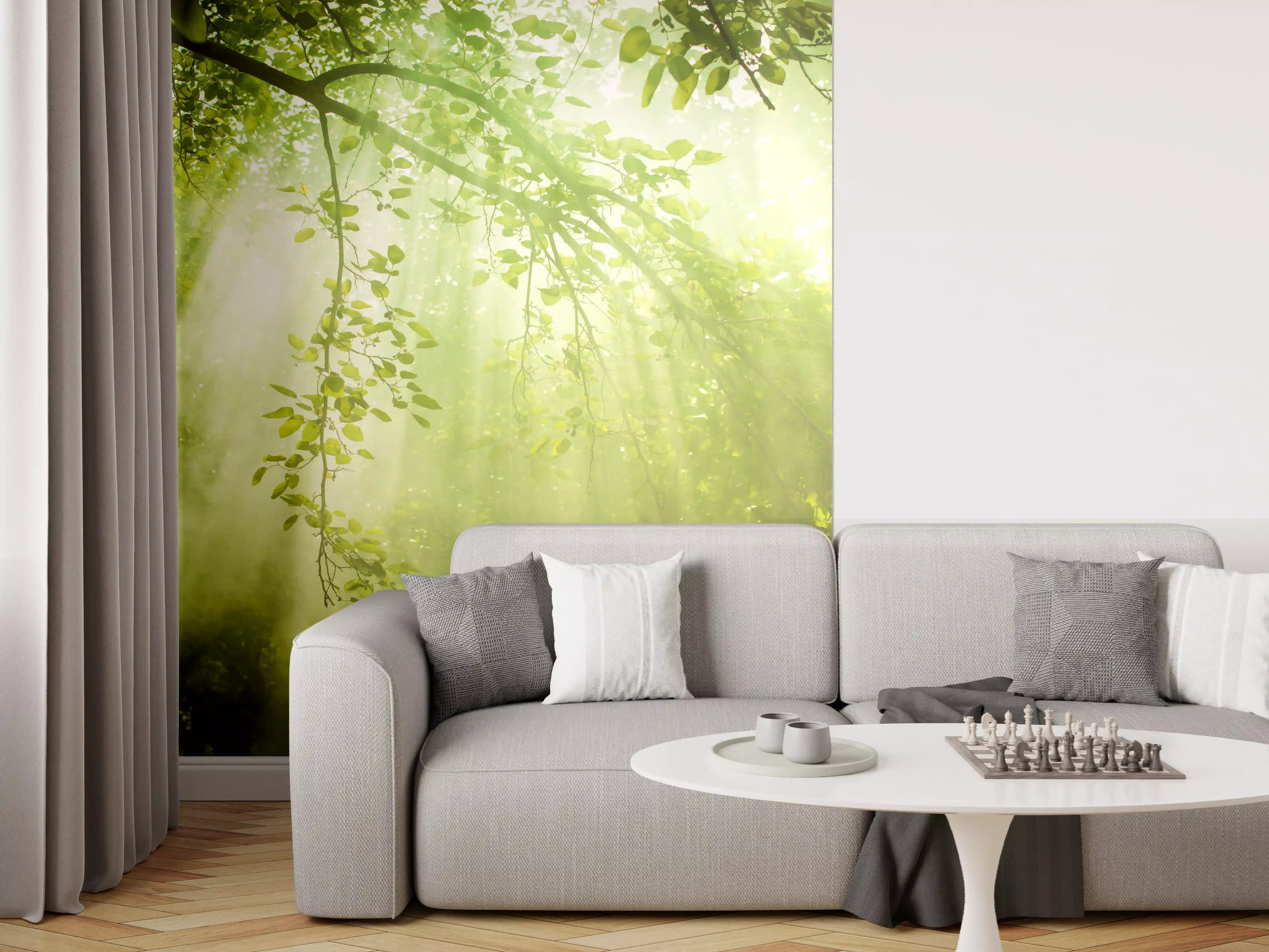 Wandverkleidung Wohnzimmer - Silberne Sonnenstrahlen im grauen Wald