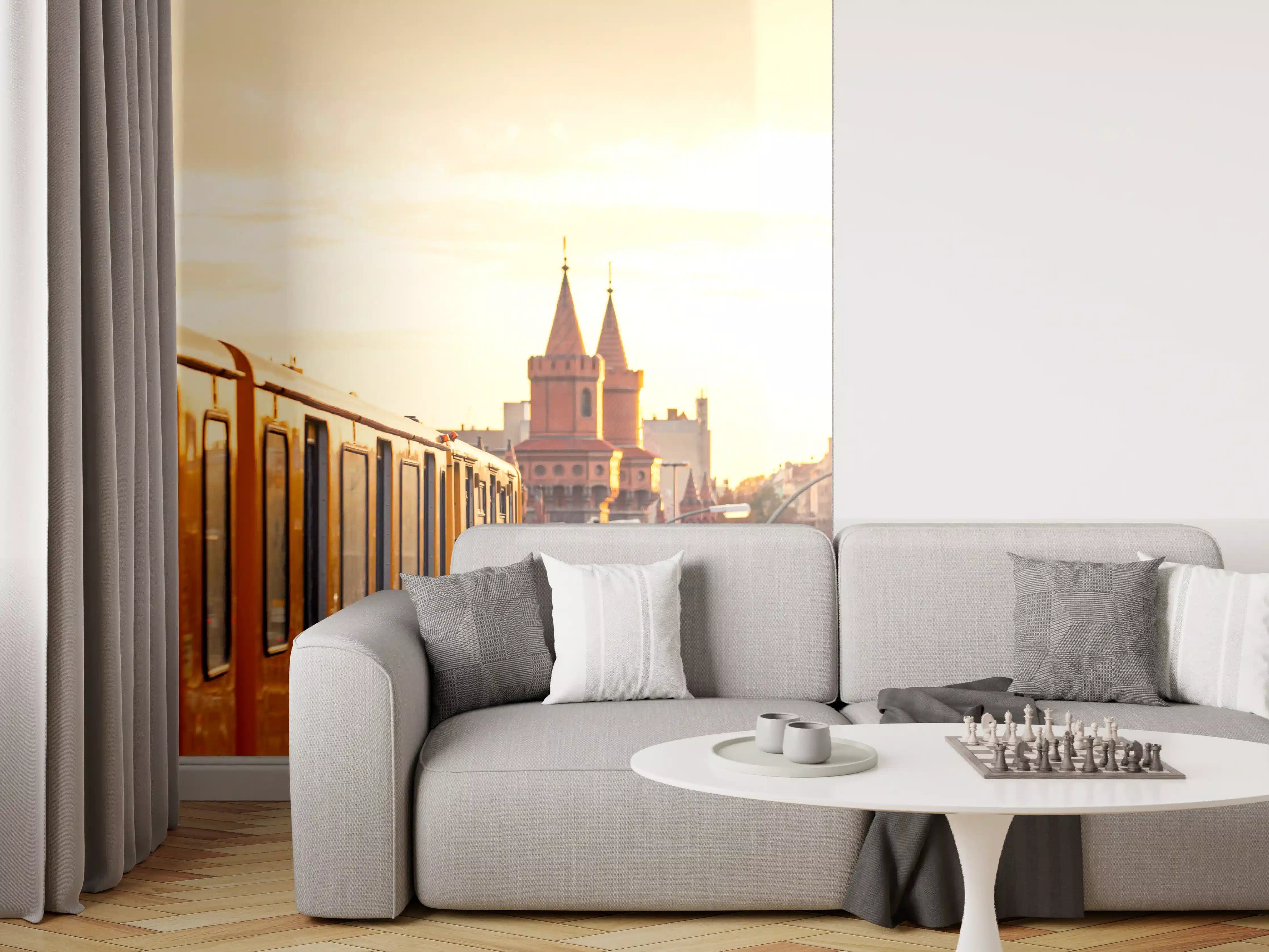 Wandverkleidung Wohnzimmer - Städtischer Bahnbetrieb bei Sonnenuntergang