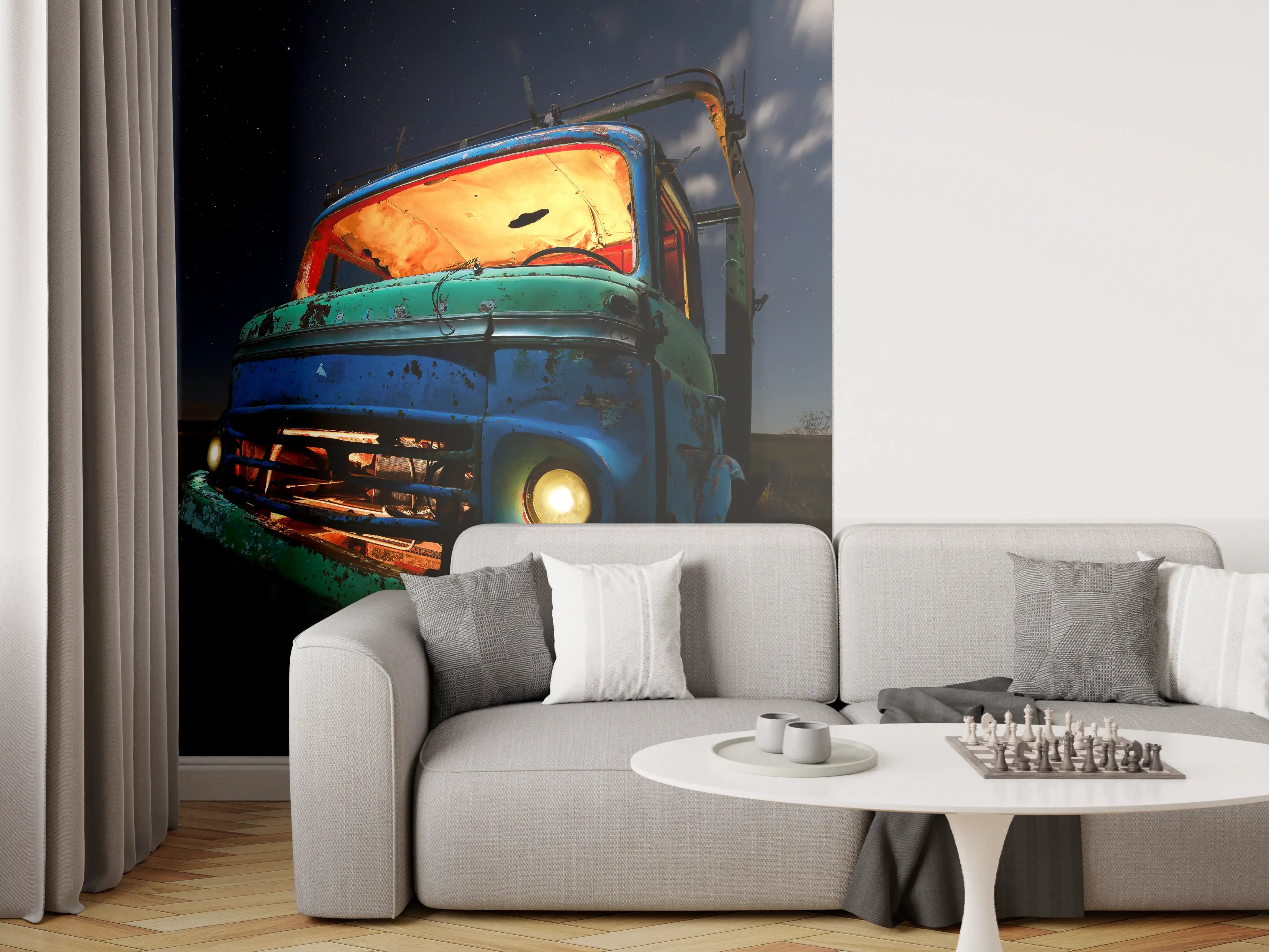 Wandverkleidung Wohnzimmer - Verfallener Oldtimer bei Nacht
